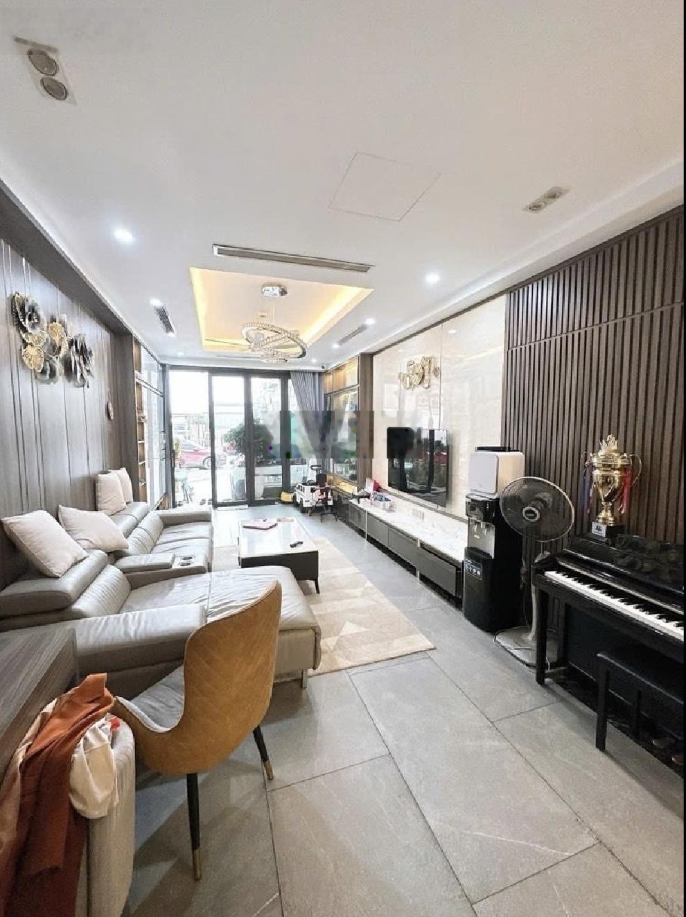 Bán nhà 5 tầng liền kề Văn Khê 61m², chỉ 18.4 tỷ - Nhà đẹp full đồ chủ cần bán gấp