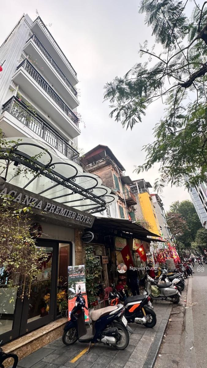 Mặt phố Hàng Vải, Hoàn Kiếm, dt 60m, Mt 5.3m, 3 tầng, sổ vuông đẹp, sẵn sàng giao dịch CHỈ 42.5 tỷ