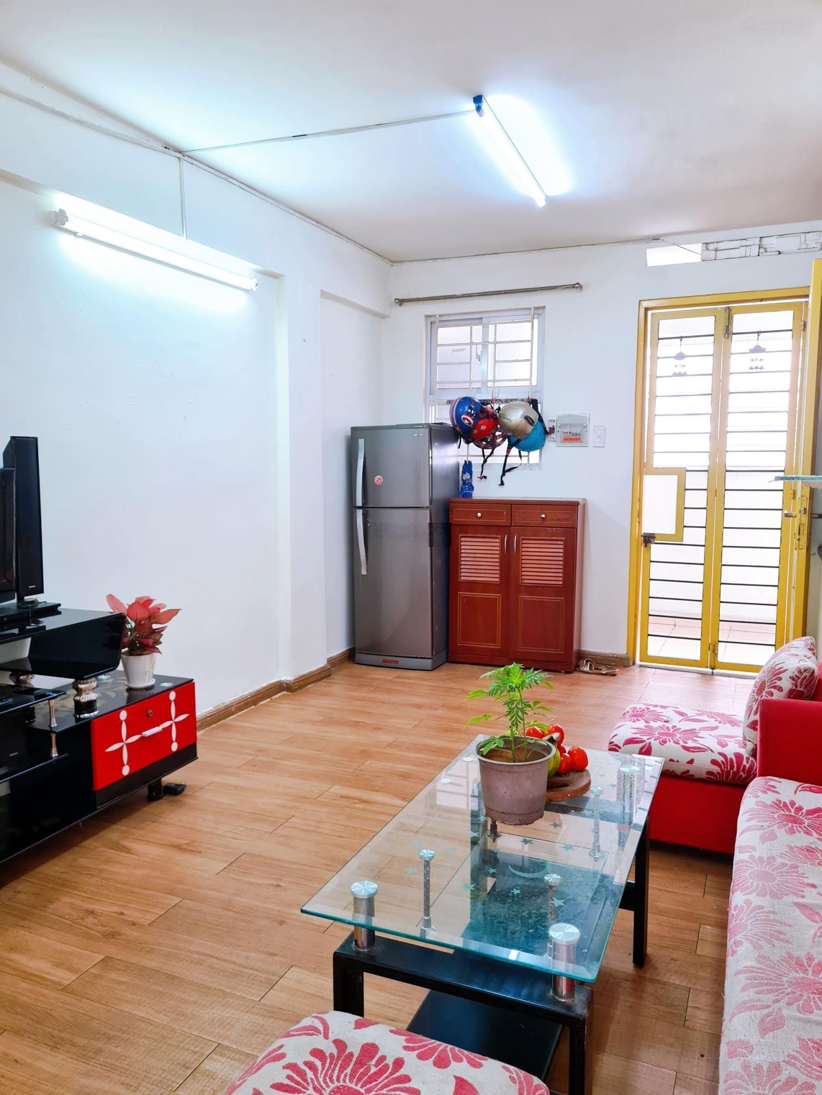 E đang cần cho thuê căn hộ ehome4. nhà Căn góc 44m2 có 2PN, ngay sát thang máy, thang bộ Vị trí: