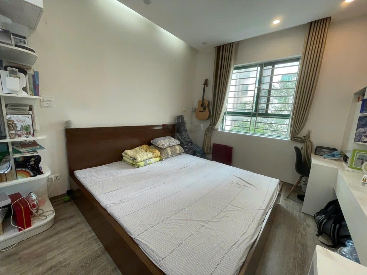 Giảm giá bán nhanh trước Tết, căn chung cư 30T Nam Trung Yên, dt: 46m2, 2pn, giá bán 4,65 tỷ