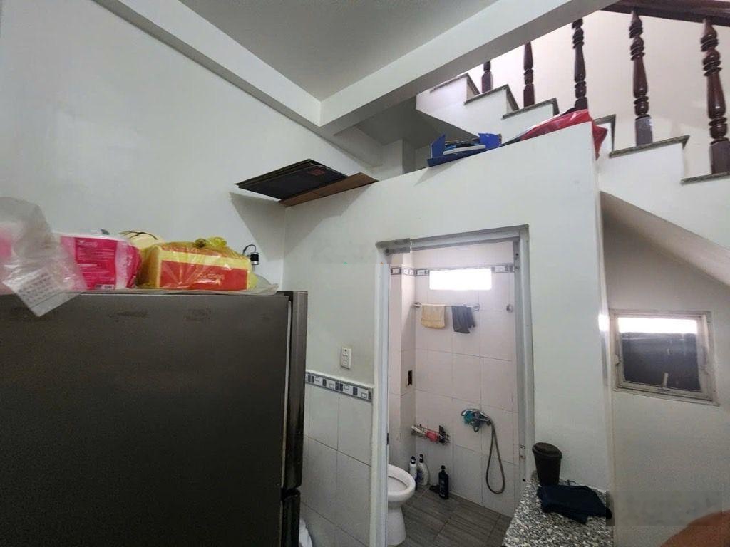 Nhà Đẹp 3 tầng, Trung tâm Q7 cạnh đường 6m, ra Nguyễn Thị Thập chỉ 50m, ngang 3.9m, Giá hơn 5 Tỷ