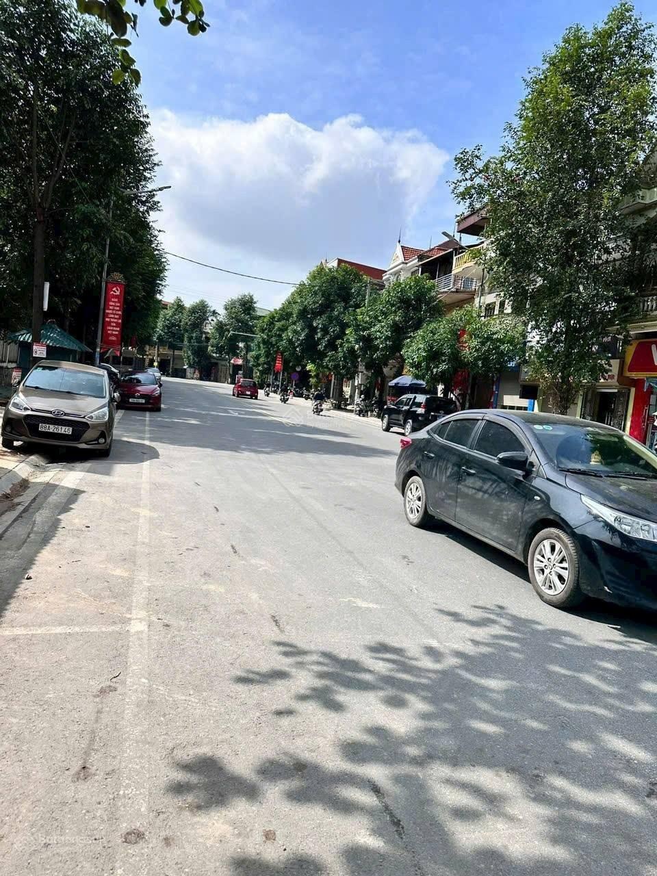 Cần bán căn nhà chân chung cư nhà ở xã hội Thọ Sơn. Mặt đường Hai Bà Trưng Việt Trì