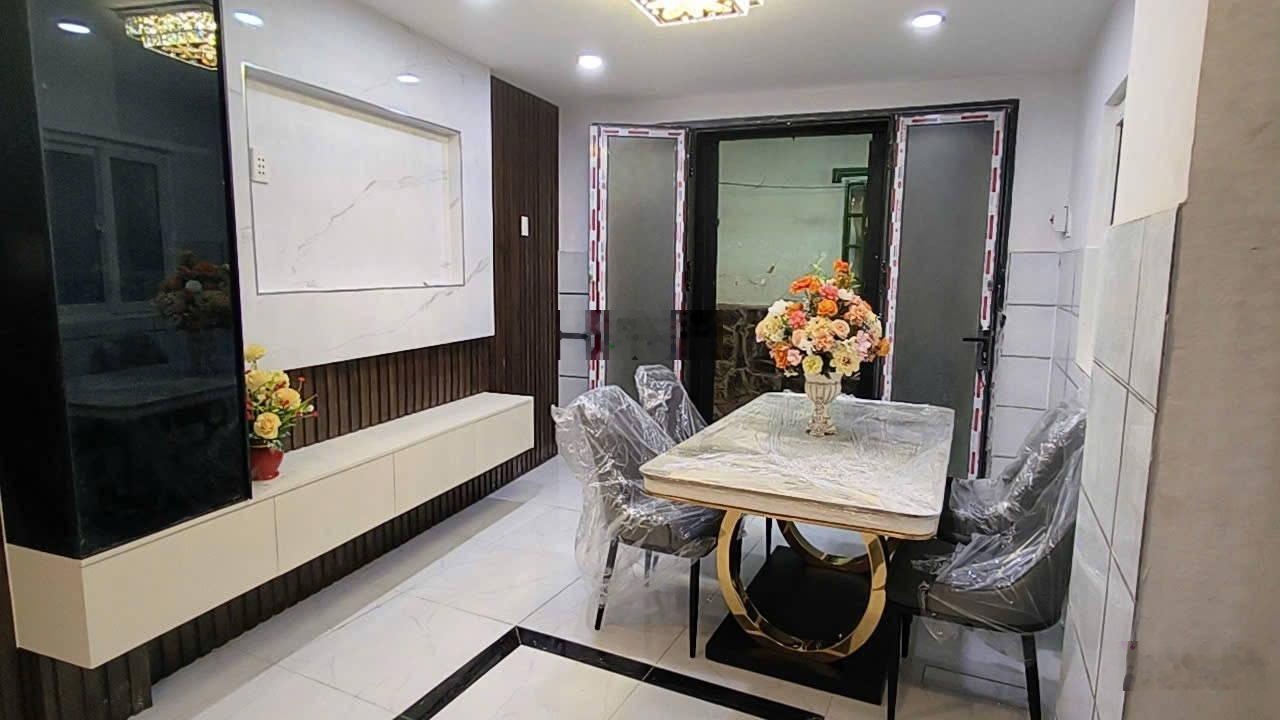 Nhà Đẹp Chỉ Việc Xách Vali Ở - 2 Tầng - 3 Phòng Ngủ - Tặng nội thất