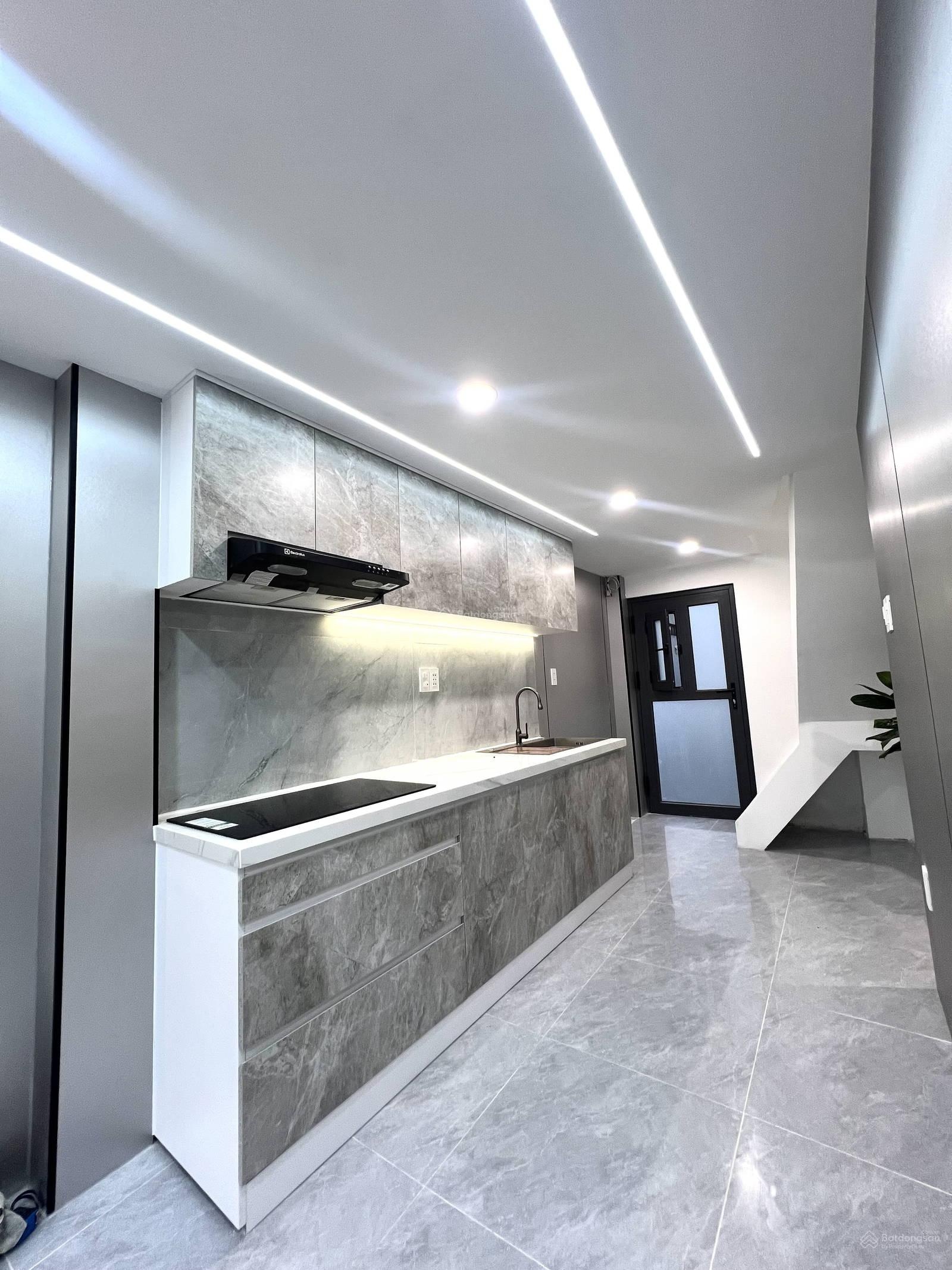 Nhà Đẹp Chỉ Việc Xách Vali Ở - 3 Tầng - 3 Phòng Ngủ - Vị trí đắc địa