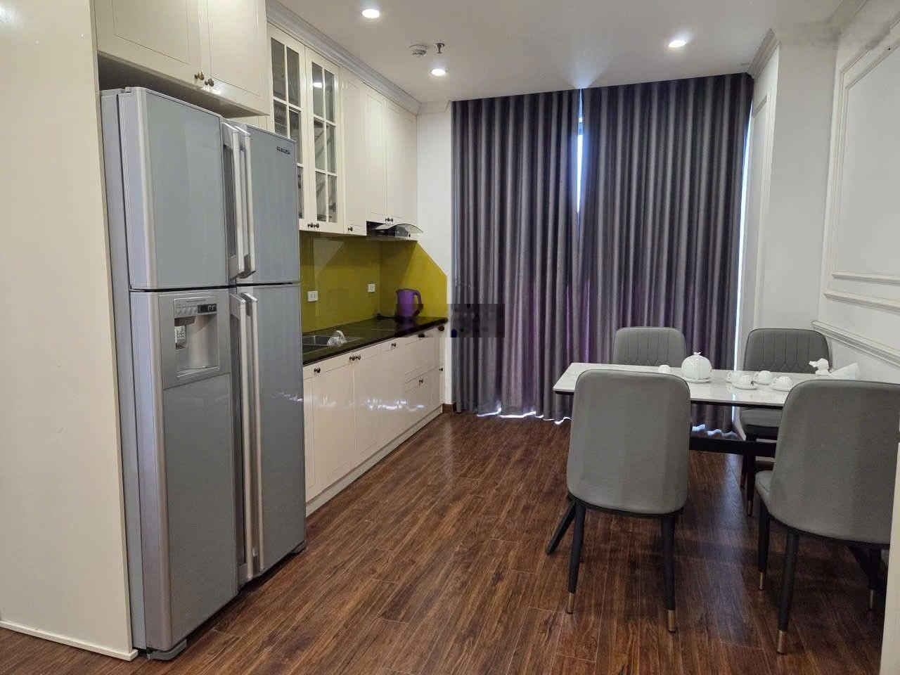 Chính chủ bán nhanh căn 2 ngủ Sky full nội thất liền tường - nhận nhà ở ngay giá 6.x tỷ