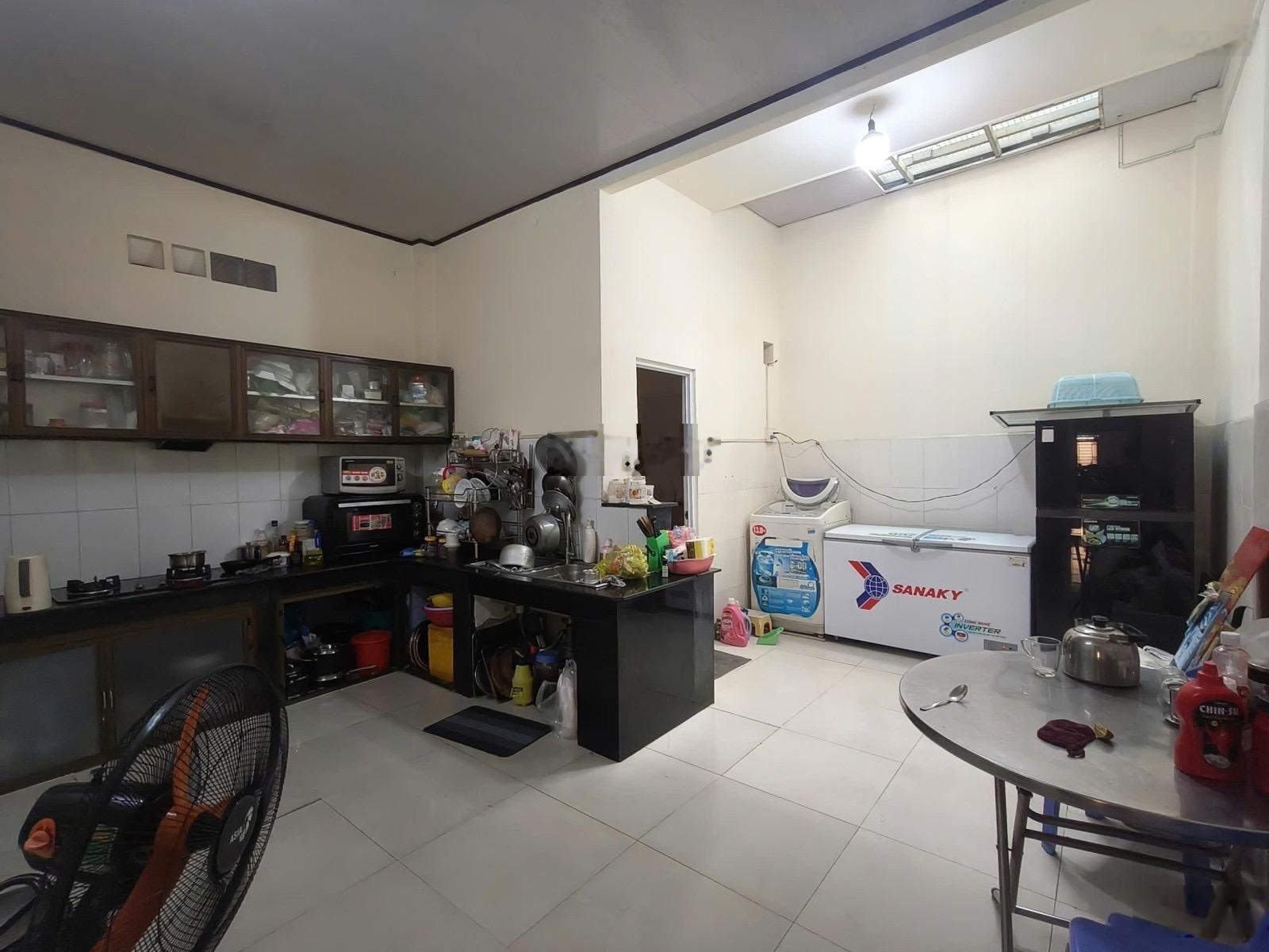 Sát MT Dương Đình Hội - DT 93m2 - Chỉ 8 tỷ nhà 2 lầu - 4 PN - Ngang 5m