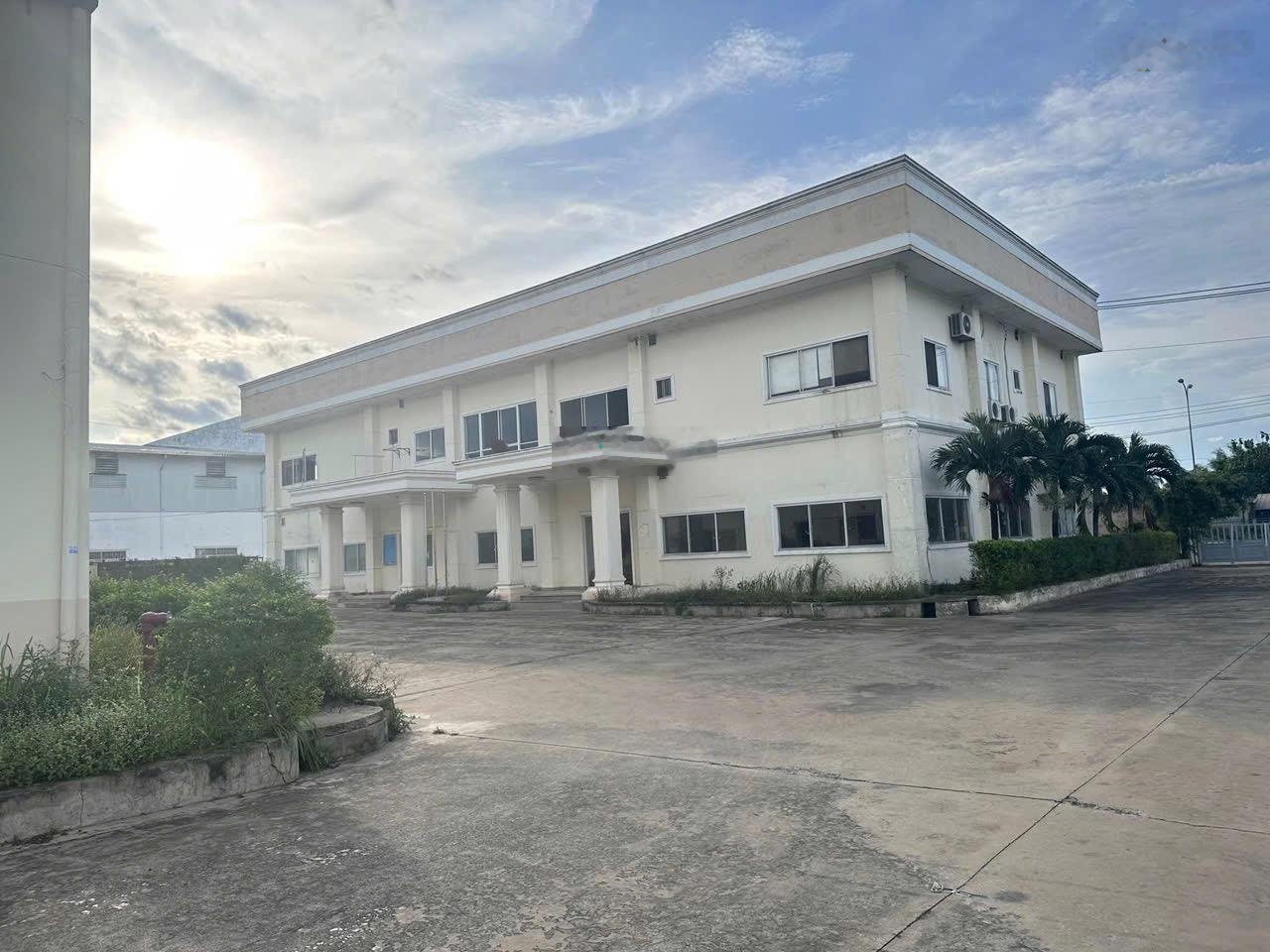 Bán xưởng trong KCN Minh Hưng Hàn Quốc, đang cho thuê 130tr, có thể lấy lại xưởng sản xuất 28tỷ6