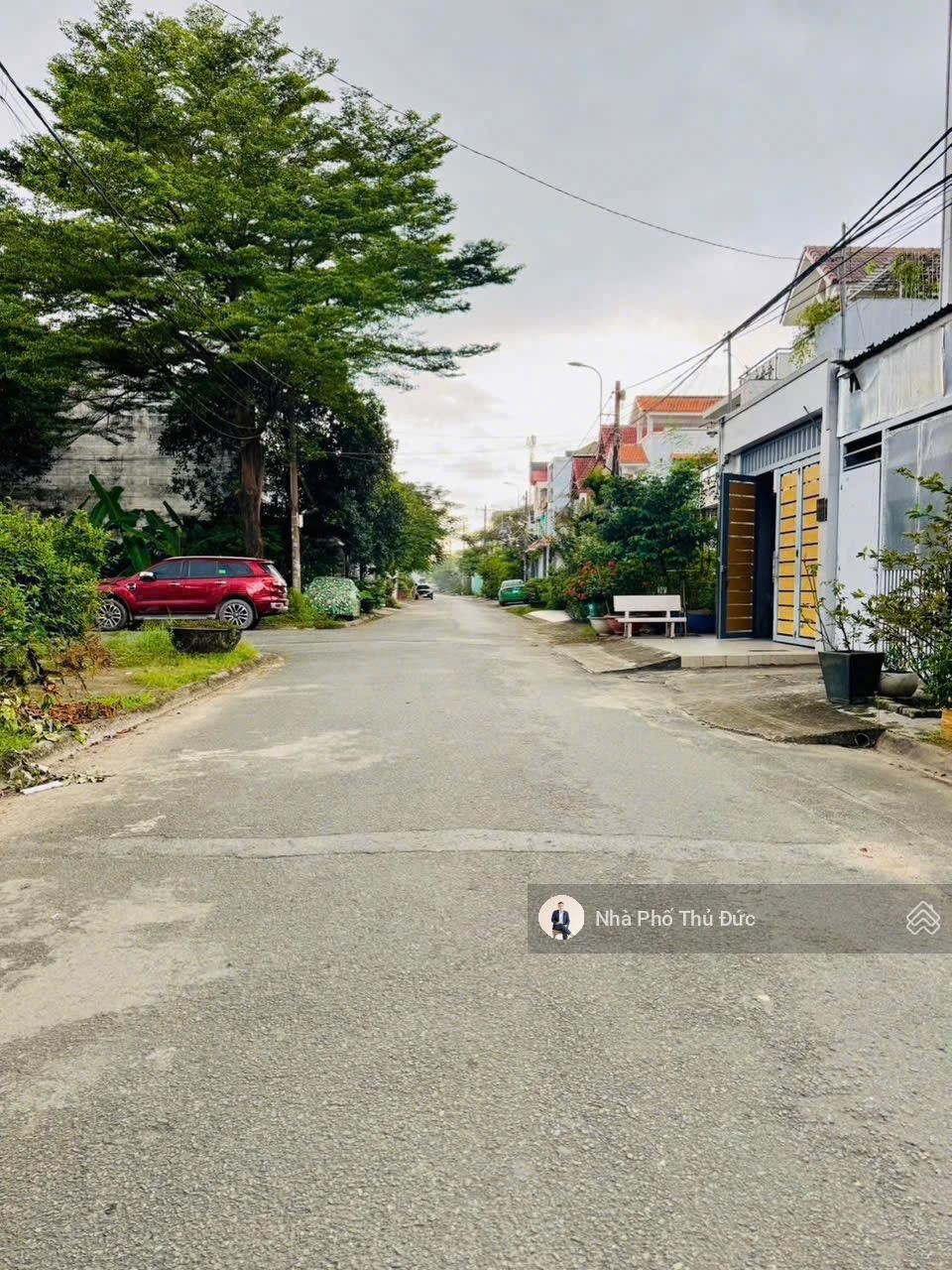 Bán nhà 3 tầng - sân ôtô - khu vip nguyễn duy trinh - phú hữu - global city - quận 2 - ngang 5m