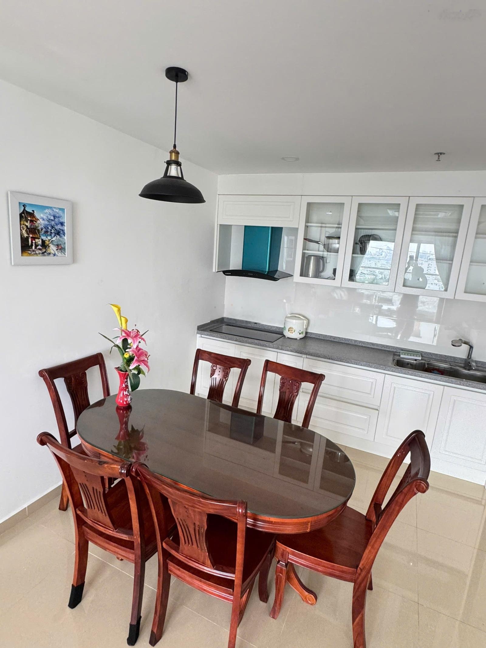 Cho thuê căn hộ 3 ngủ Blooming giá tốt