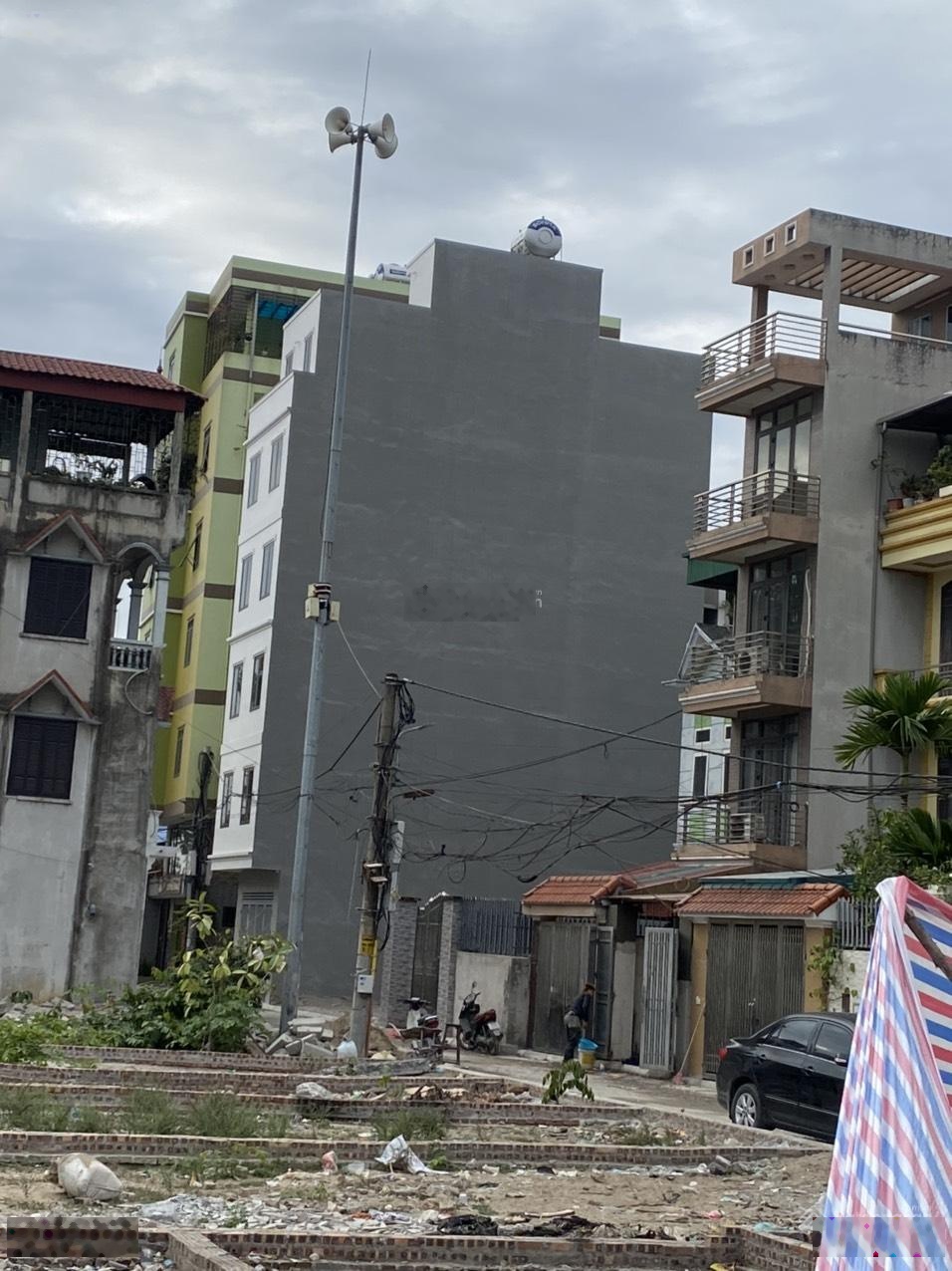 Cho thuê nhà số 6 tầng 1 tum số 5 ngõ 5 đường Anh Dũng, Hoàng Sa, Kim Nỗ, Đông Anh