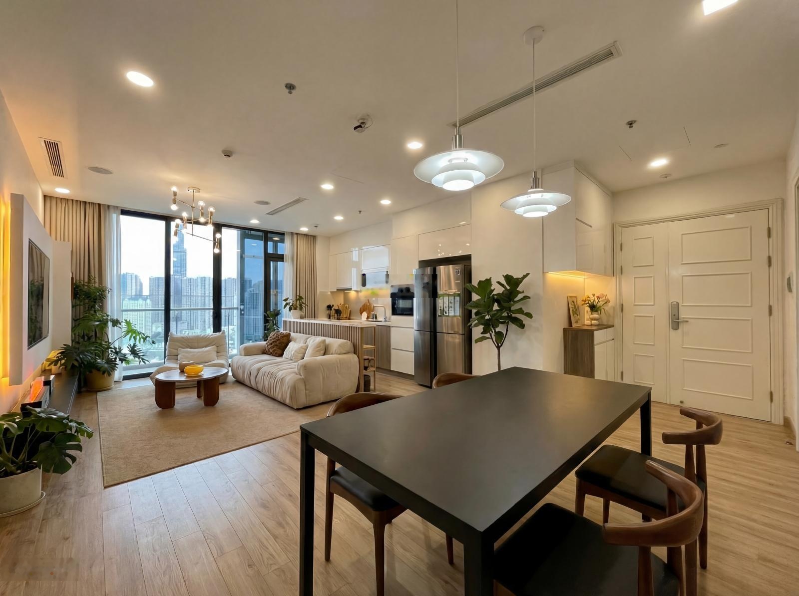 Exclusive - cho thuê căn hộ 2PN vòng cung - Vinhomes Golden River