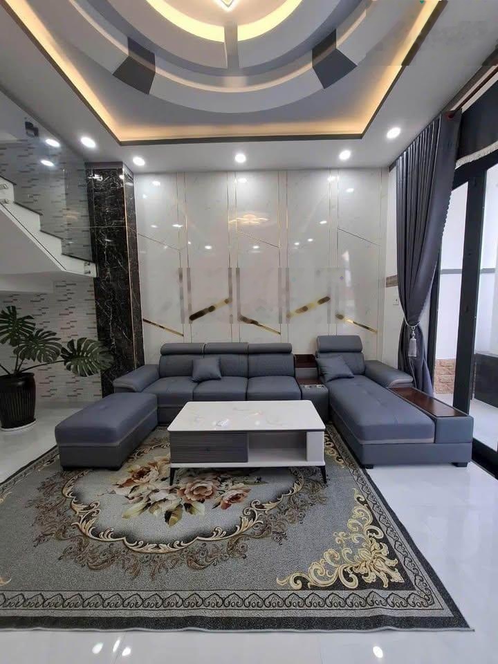 Bán nhà đẹp mái thái mặt tiền Quốc Lộ 55, gần chợ Tân Hà