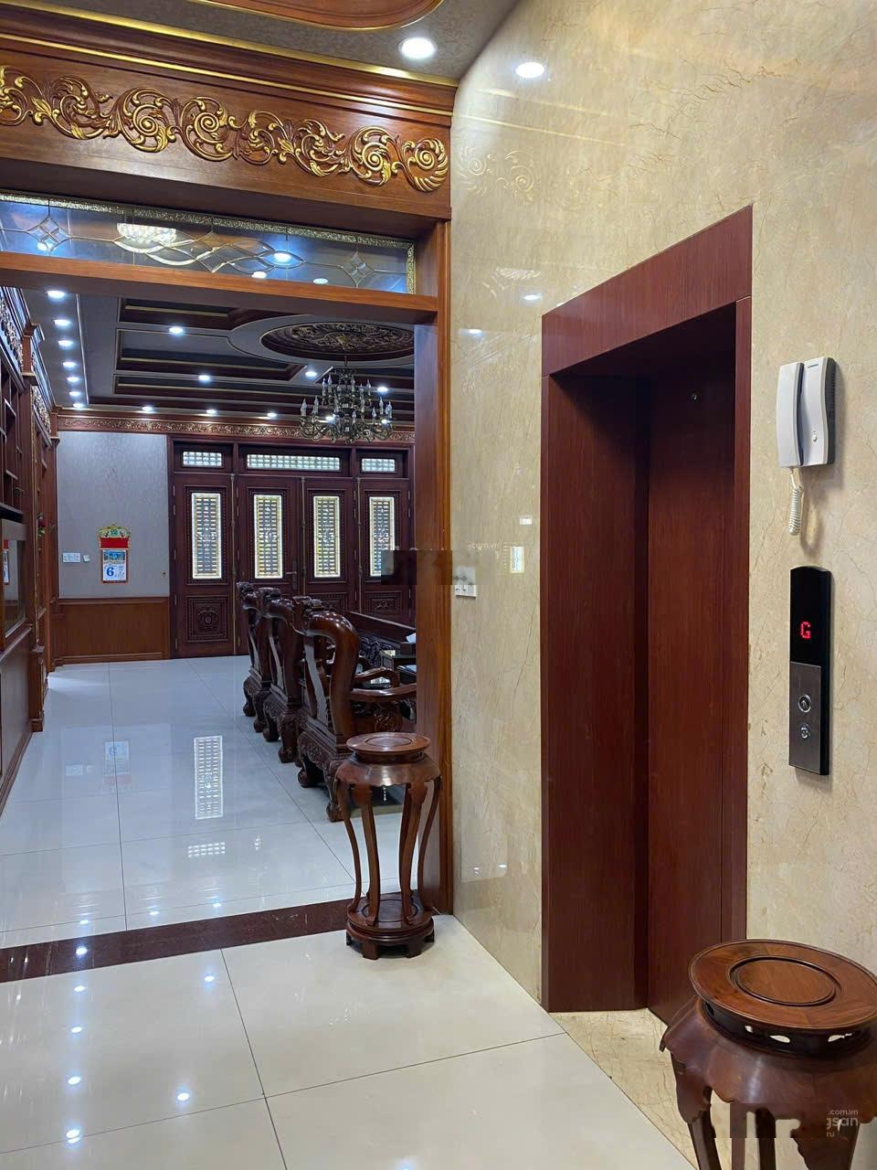 Cần bán căn biệt thự MT 150-152 đường số 19 P.Bình Trị Đông B Bình Tân DT 10x21m 6 tầng giá 48 tỷ