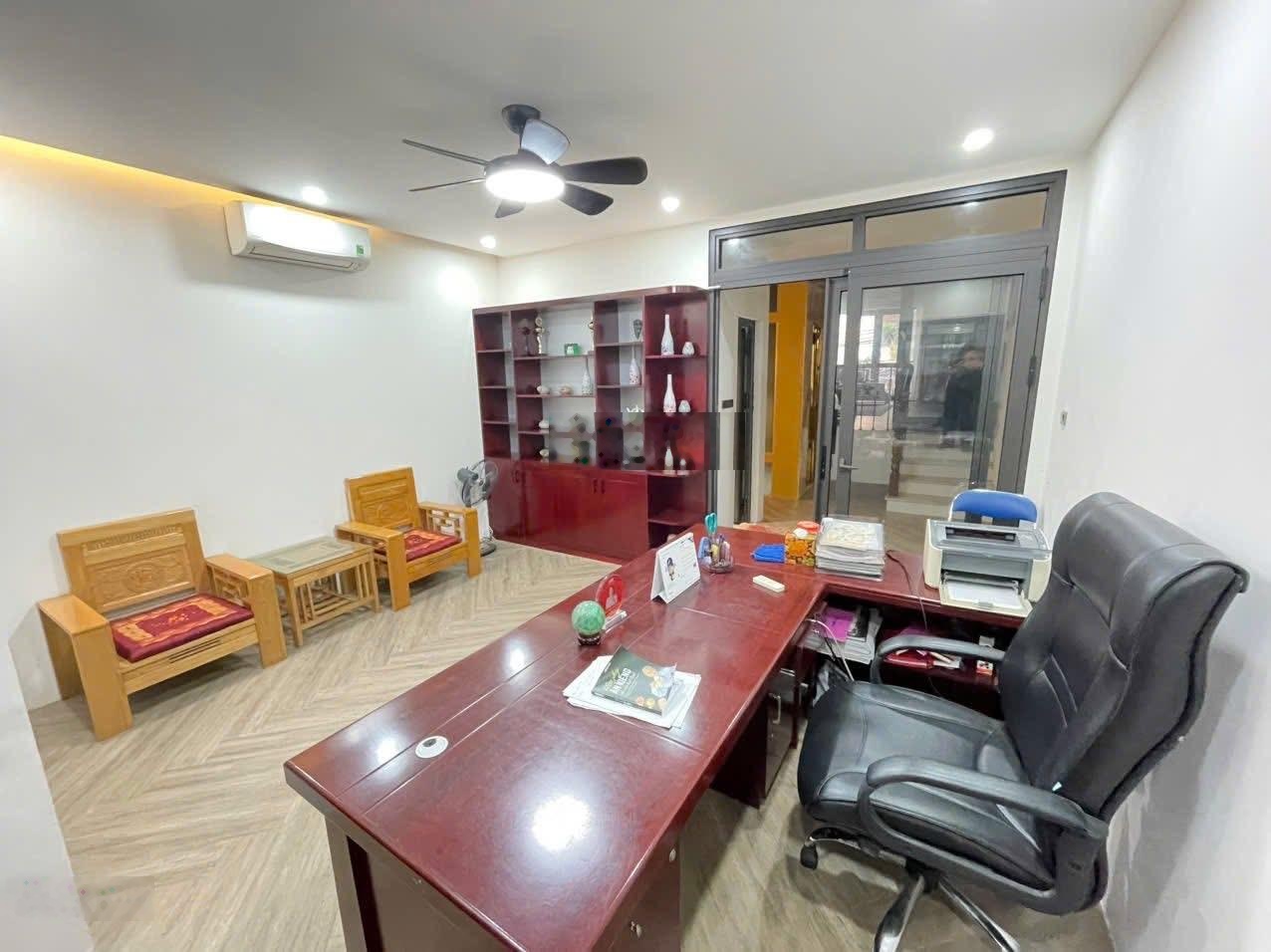 Bán nhà mặt phố quận thanh xuân - vị trí đắc địa 5 tầng thang máy - thoáng trước sau diện tích