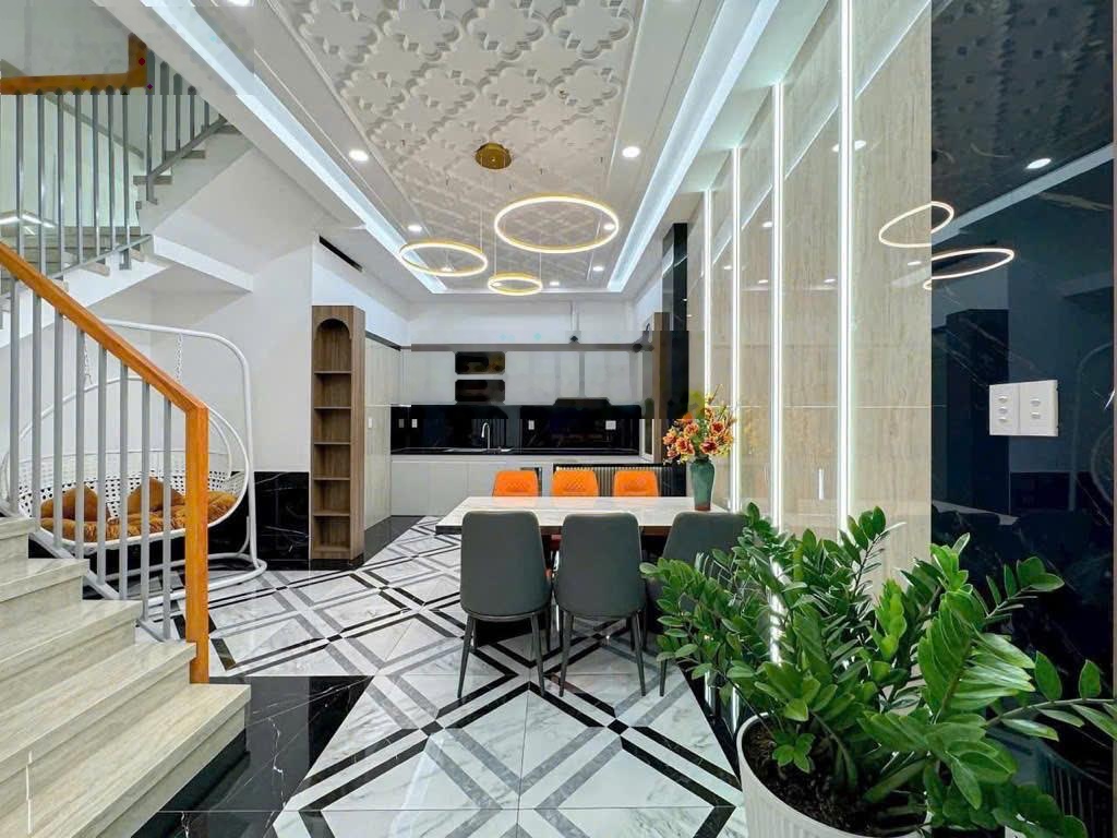 Nhà phố sang xịn Q7 - NGANG 5.21M vuông vức - View sông thoáng mát-64m2-6 tỷ 8