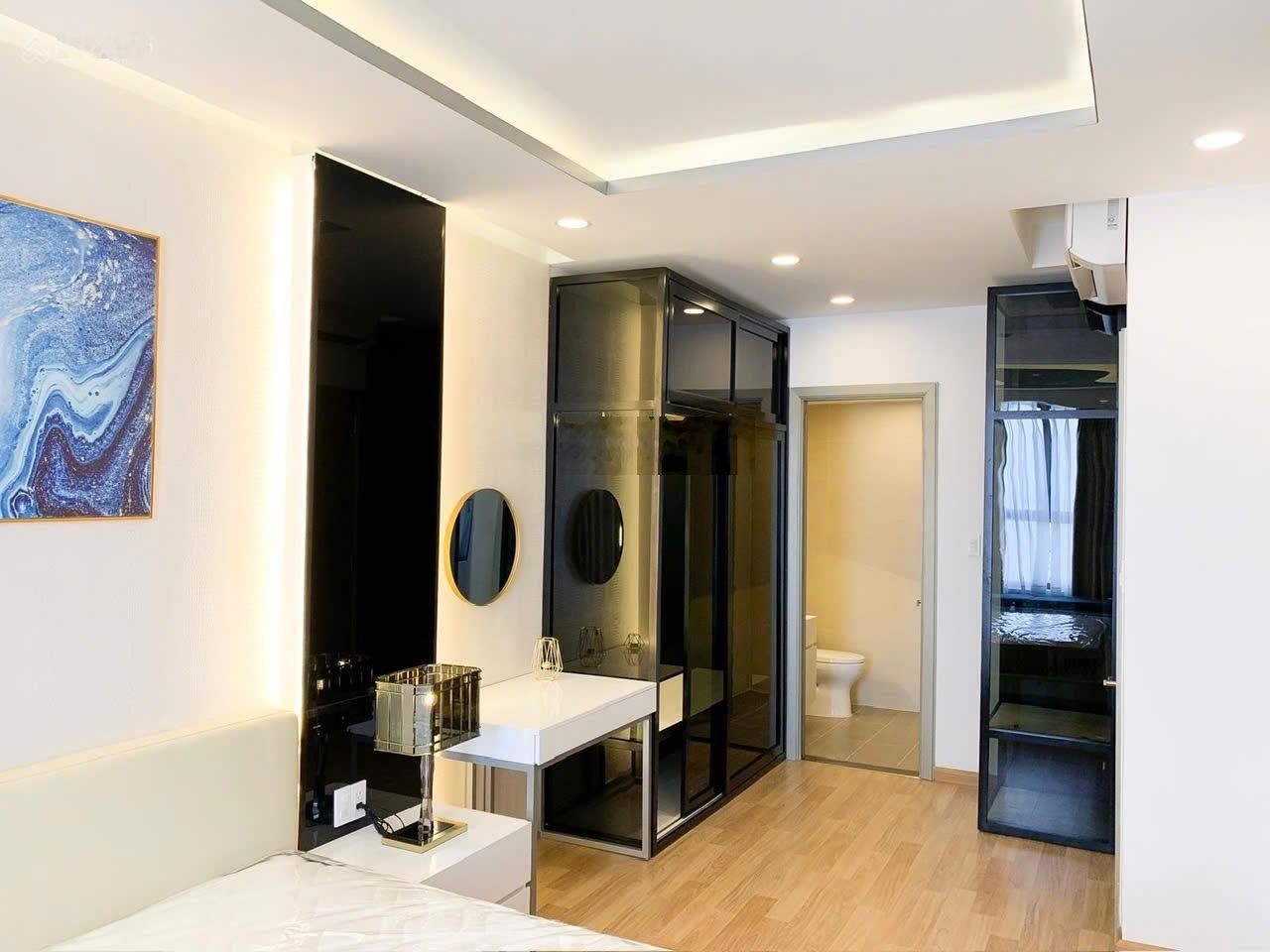 Cho thuê căn hộ newton , q phú nhuận , dt 75m2 , 2pn giá 15tr . lh : 0909228094 minh sang