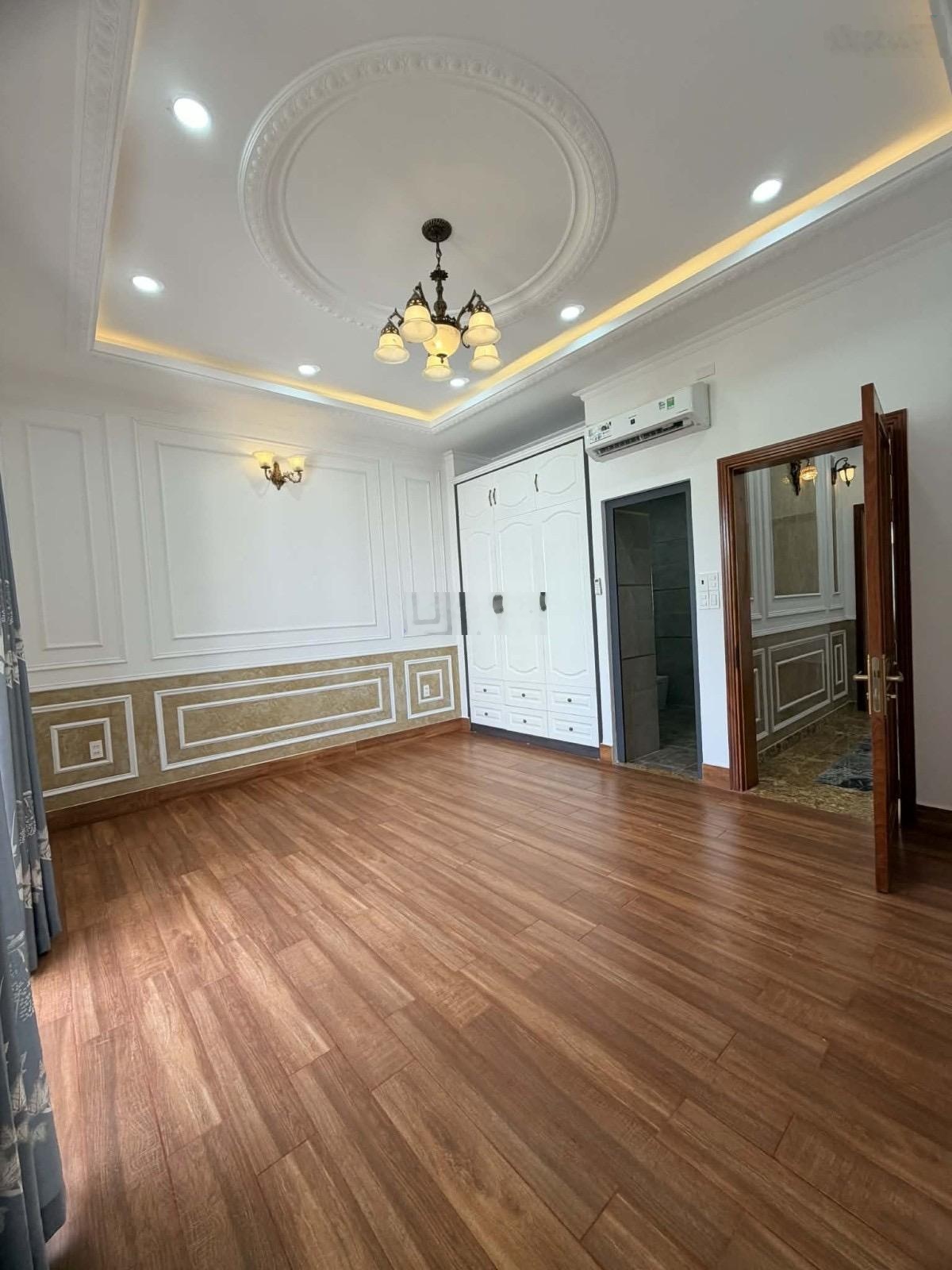 Siêu phẩm biệt thự tân cổ điển đẳng cấp như cung điện - ngang khủng 8mx16 - nhà mới full nội thất