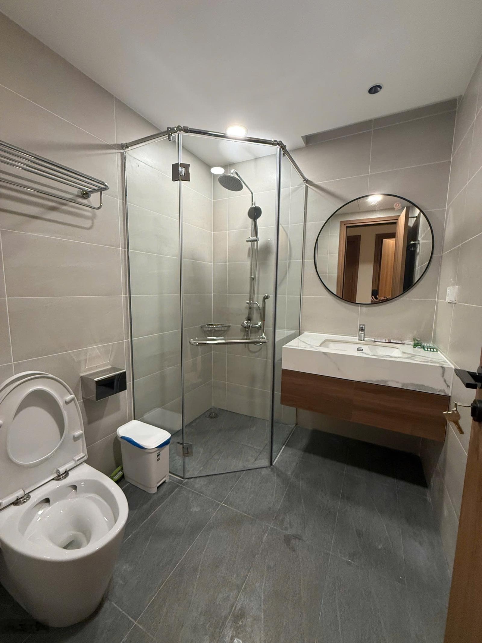 Tôi Cần Cho Thuê Trệt Có Sân Vườn, Ô tô Định Danh, Thang Máy Tân Cửa, Phù Hợp Ở Hoặc Kinh Doanh