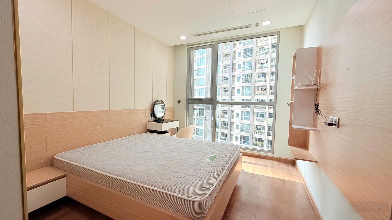 Cho thuê căn hộ 2PN 91m2 decor đẹp khu Park, view sông, tầng thấp dễ ở, có thương lượng