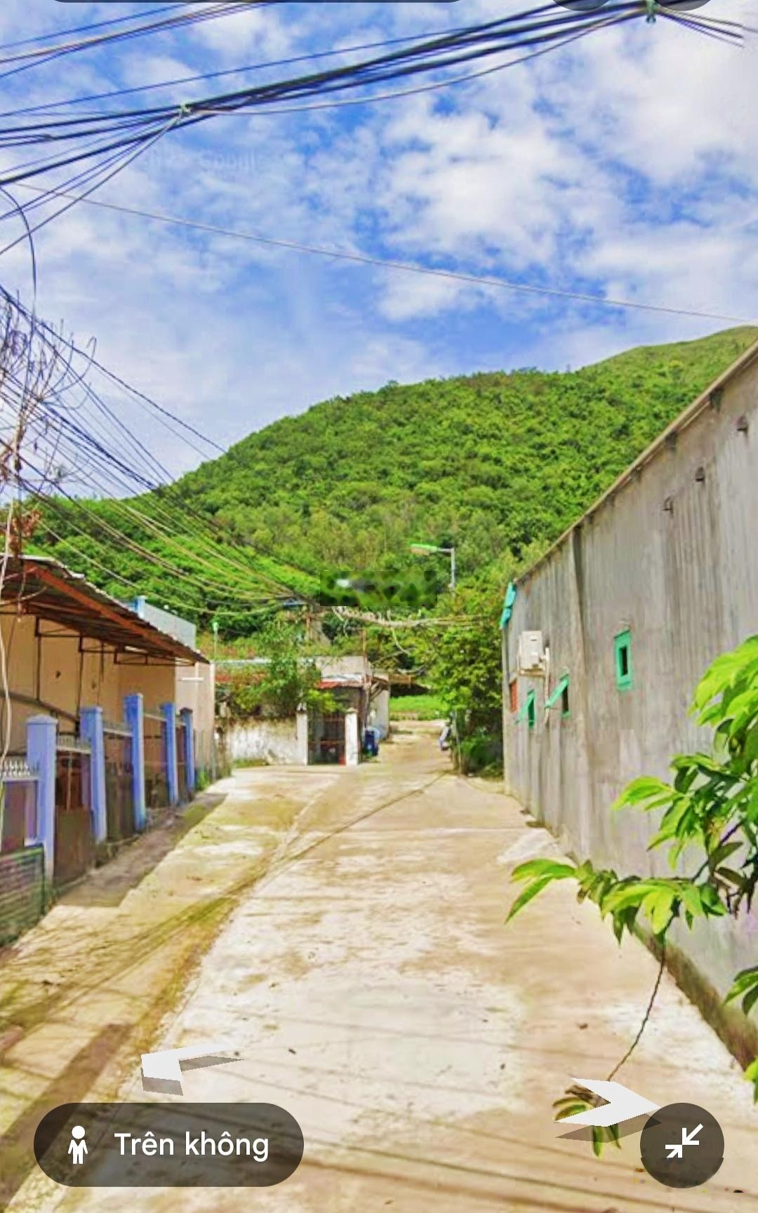 Nhà vườn đường ô tô gần Trạm Đăng Kiểm, thông qua Đường Hoà Trung ngang lô đất dài 11m, 6,05 tỷ