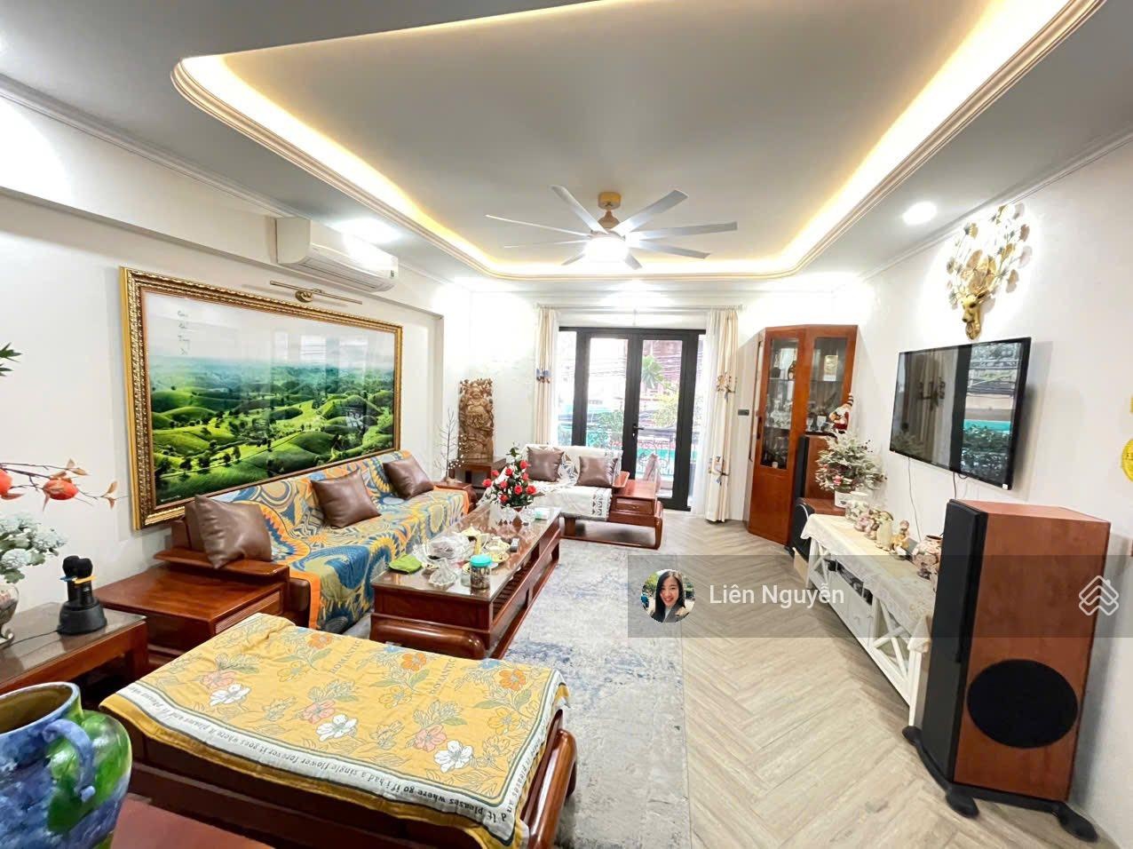 Cực hiếm! Bán tòa homestay mặt phố Liên Trì, 100m2, 9 tầng 1 hầm, mặt tiền gần 4.5m, 56.8 tỷ