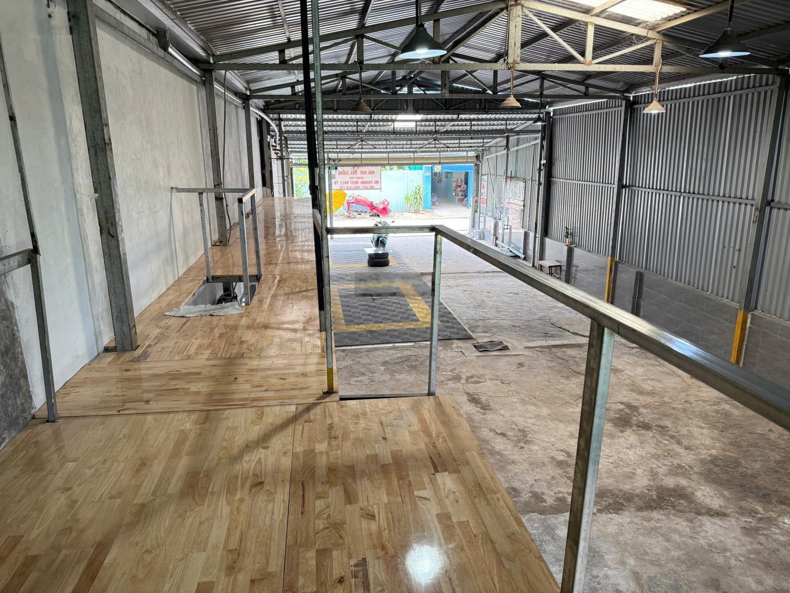 Cho thuê mặt bằng kho,xưởng sản xuất nhỏ tại Nguyễn Duy Trinh, Phú Hữu, Q9