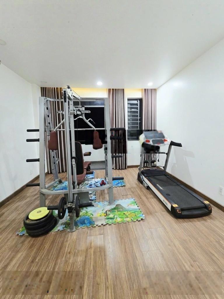 Bán nhà 3 tầng 71 m2_3 lầu_ đường 10m _giá 5.6ty_ trường lưu, p.long trường