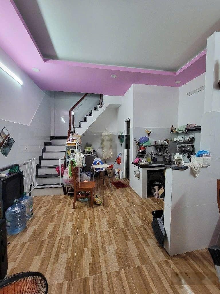 Nhà 2 tầng Sát Chợ Đêm Linh Trung, 2PN 50.5m Bình Chiểu, Thủ Đức Giá 4.15 tỷ.