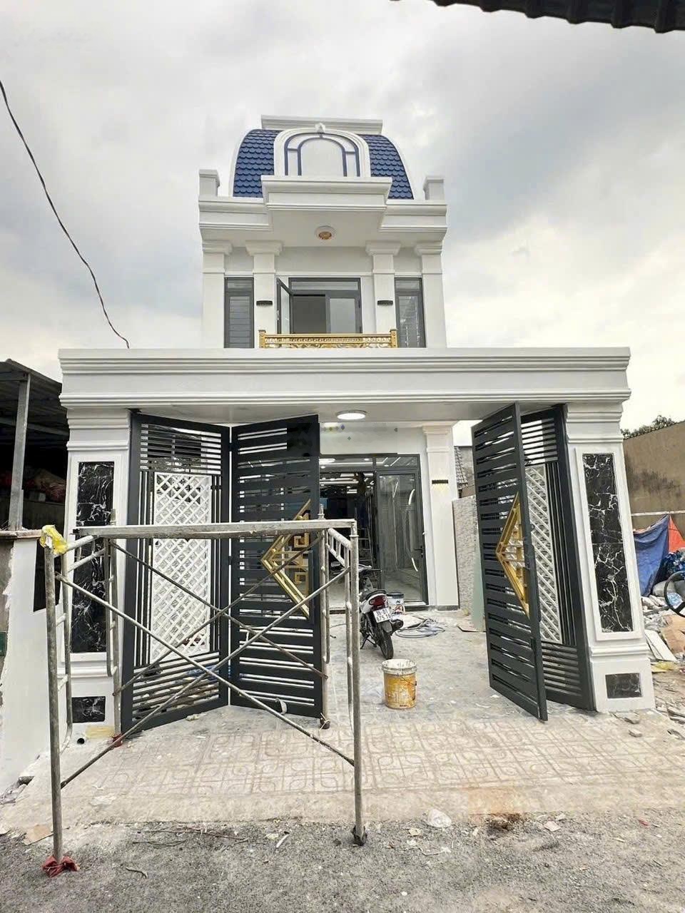 Bán nhà 1 trệt 1 lầu gần BigC Go và Linh Xuân Thủ Đức