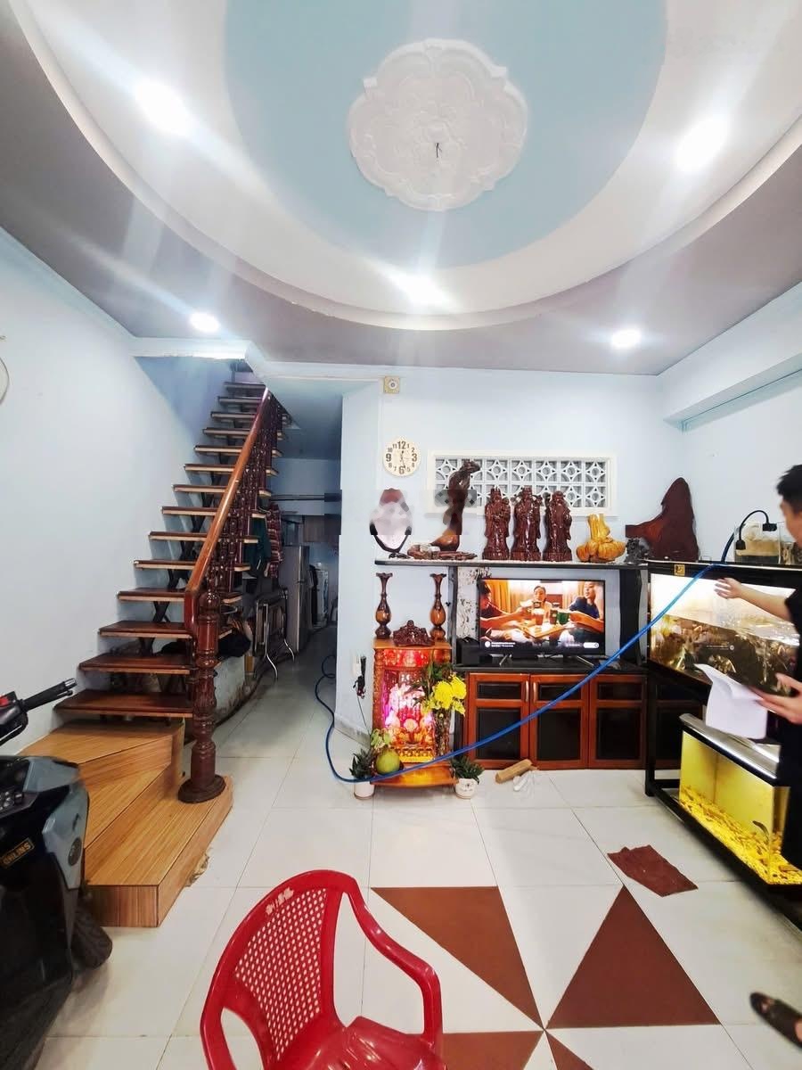 Hàng hiếm tân bình: hẻm 8m kinh doanh đỉnh - ngay chợ bùi thế mỹ - 2 tầng 43m2.