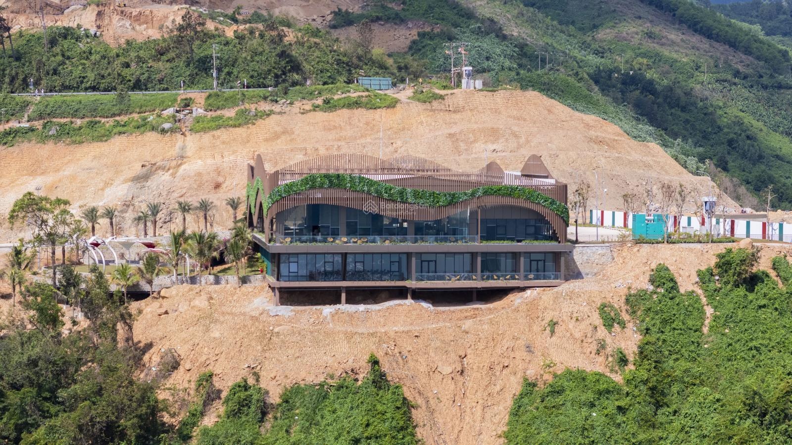 Hỗ trợ xuyên tết quý khách đi tham quan dự án Vin Liên Chiểu - Đà Nẵng. LH: 0818821212