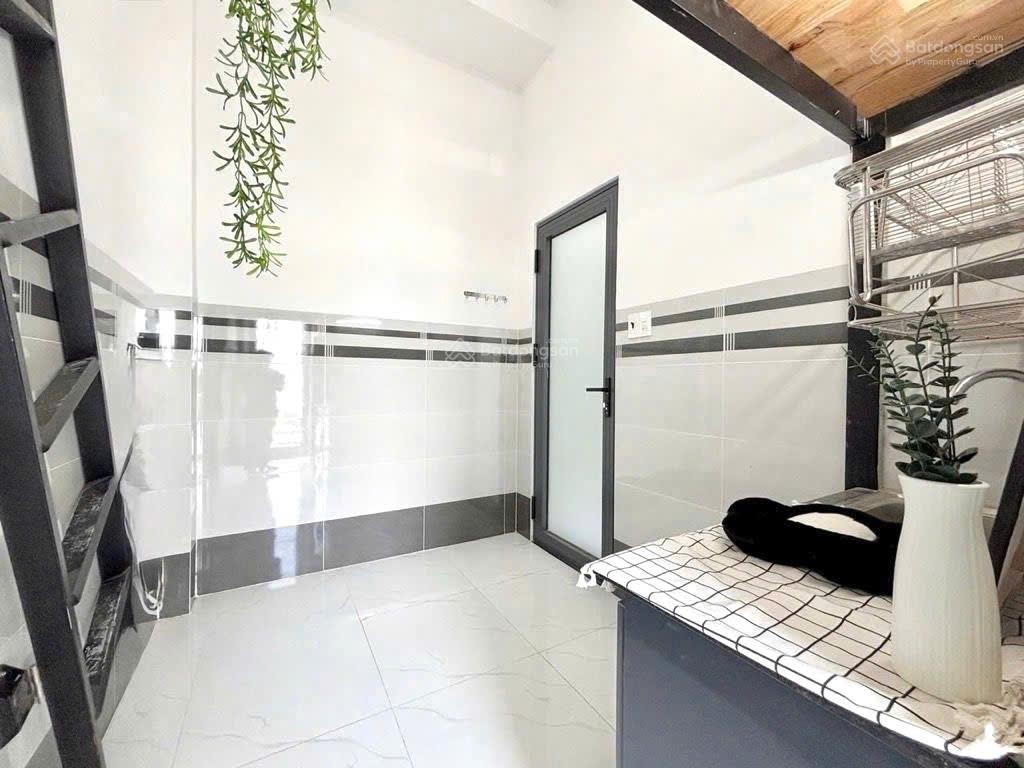 Bán căn hộ dịch vụ 6 tầng - 34 phòng, tăng nhơn phú b, thủ đức, sổ đang vay 9 tỷ