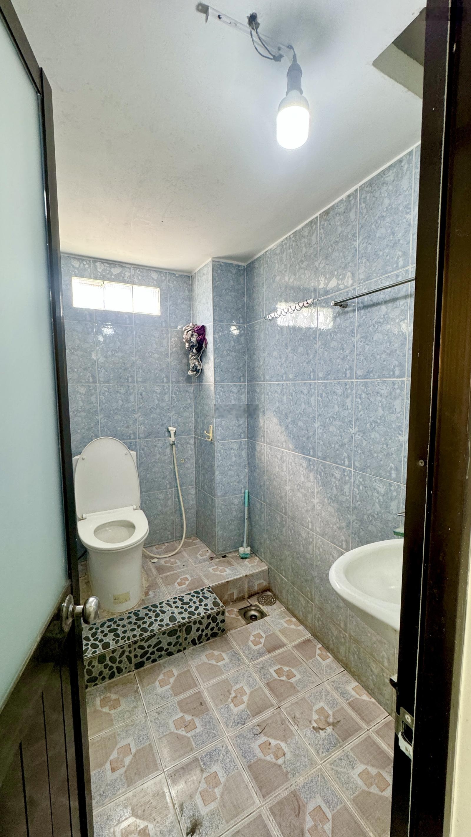 Nhà đúc 3 tầng kiên cố vài bước ra Huỳnh tấn phát 6x7 sổ hồng riêng hổ trợ vay