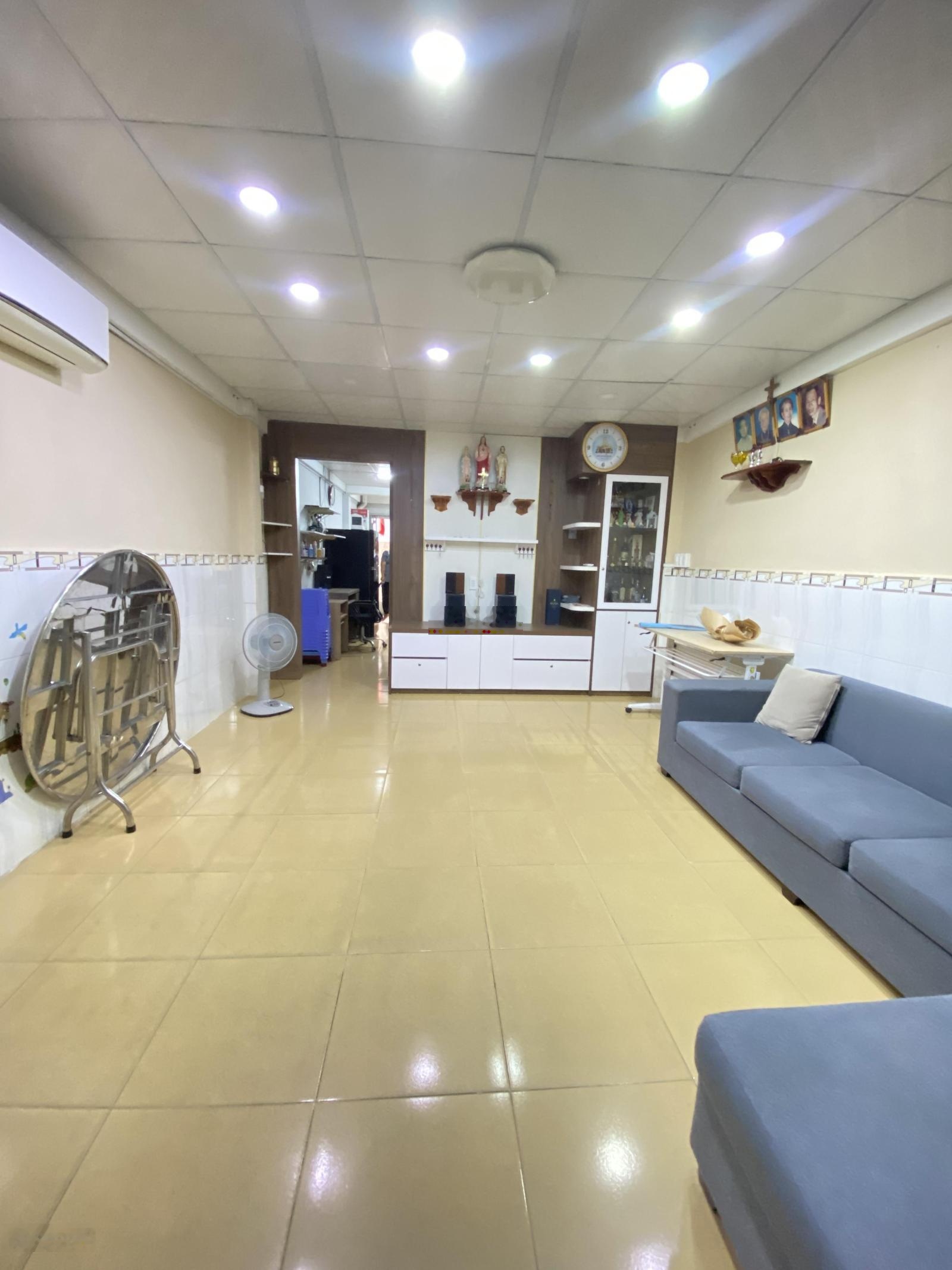 Chủ định cư bán gấp nhà Bùi Minh Trực 4x12.5m giá 5.2tỷ tl.