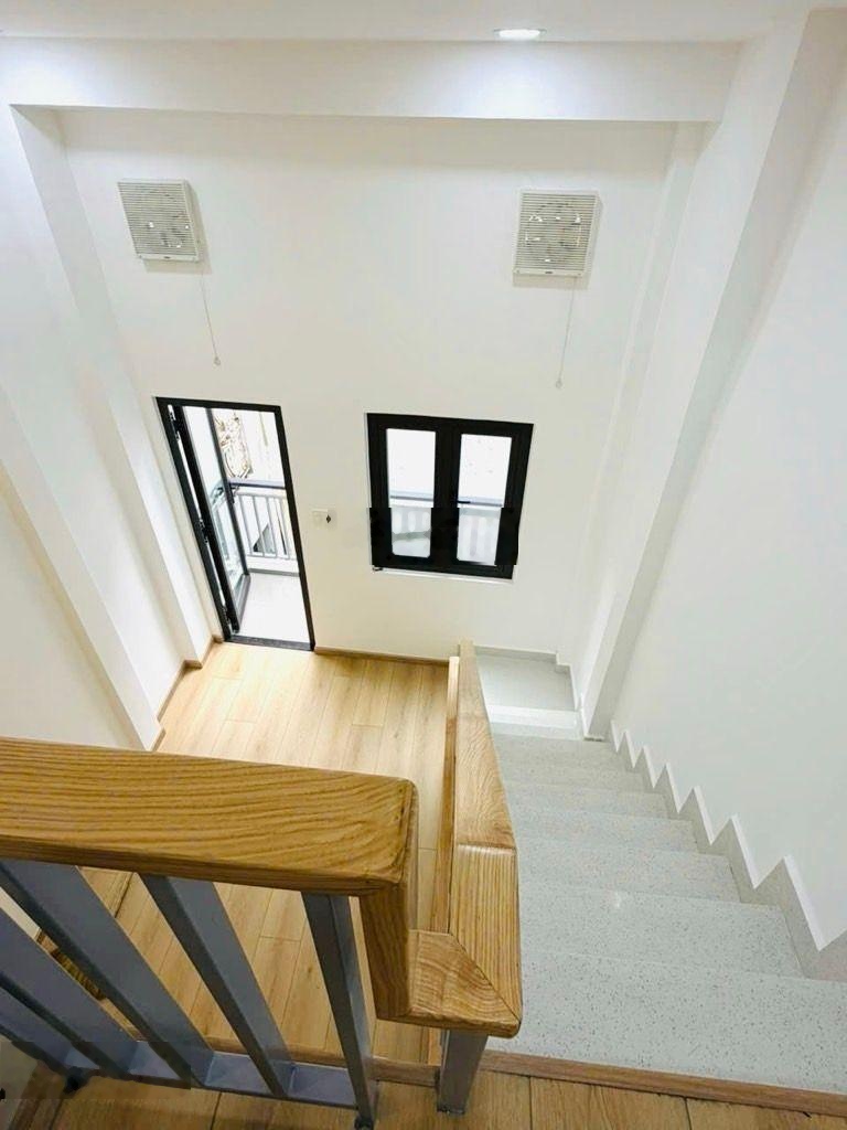 Hiếm quận 10 $$ 4.79 tl bán nhà thành thái dt:25 m2( 3.2 7.5) khu trung tâm ngay gần ubnd