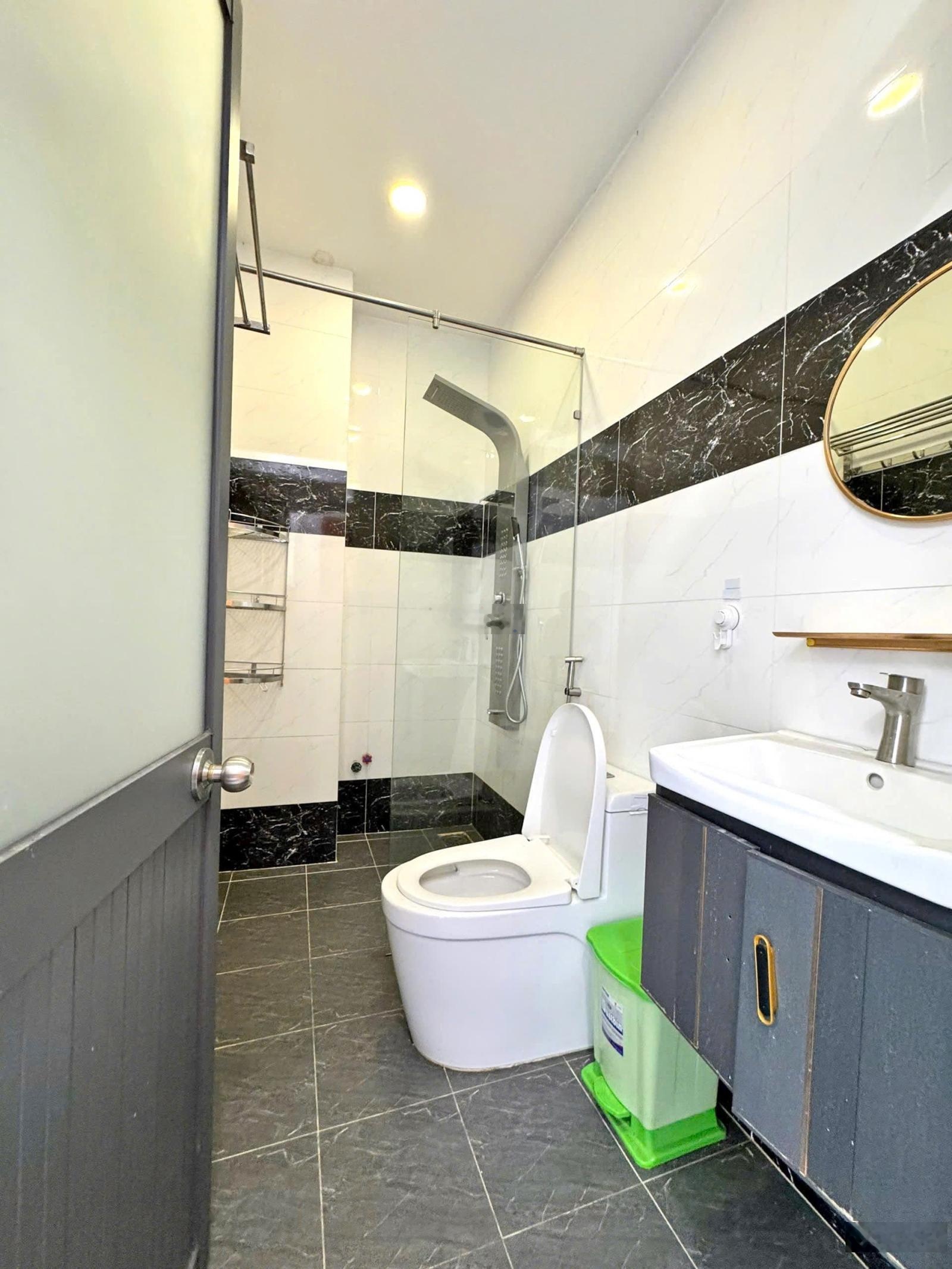 Giảm 300tr! Nhà 4 tầng mặt tiền Miếu Gò Xoài, KD đỉnh Hoàn công đủ 6.5 tỷ