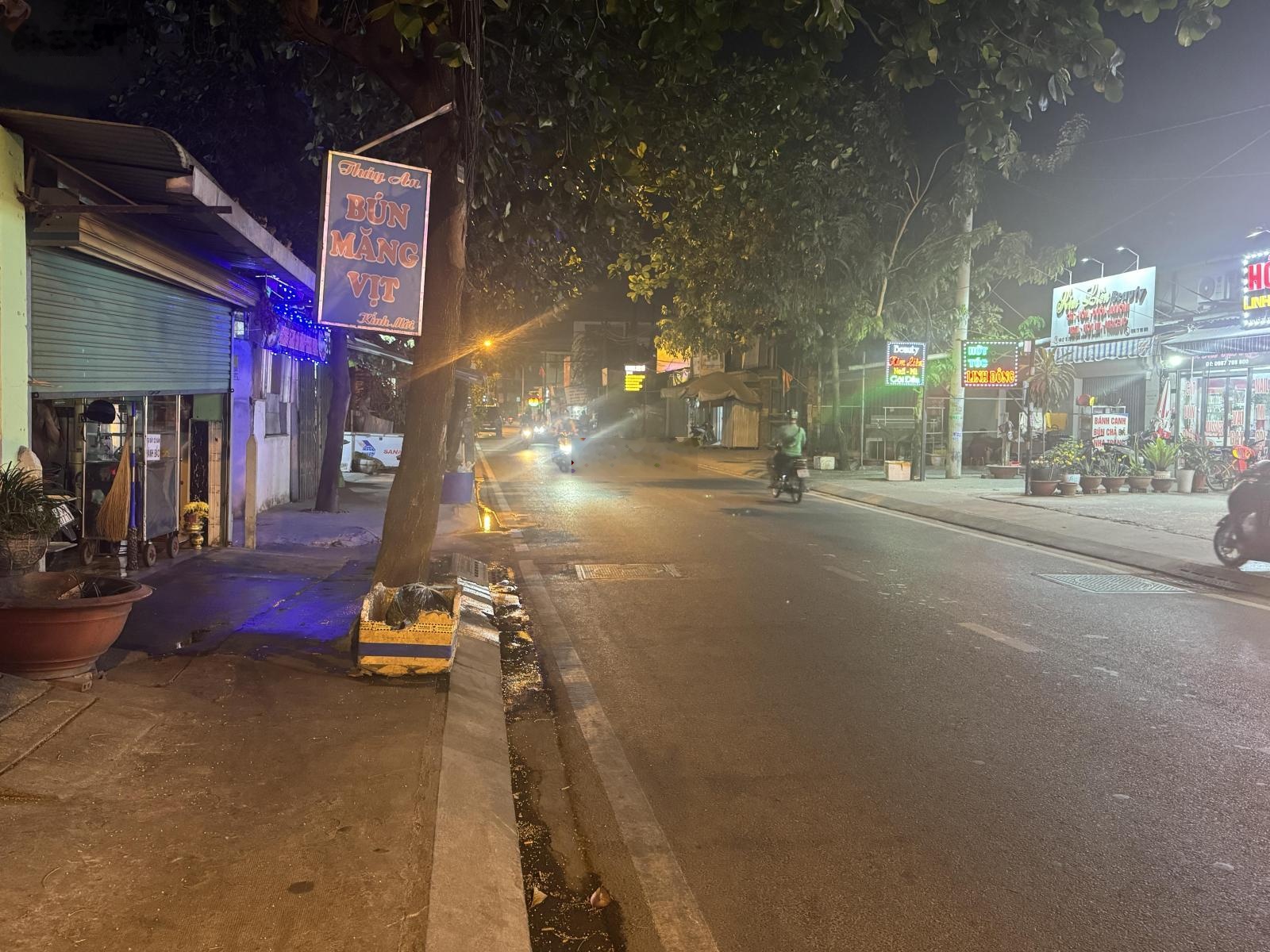 BÁN NHÀ MẶT TIỀN KINH DOANH 1 TRỆT 1 LẦU Đường Lý Tế Xuyên, Phường Linh Đông, Thủ Đức 86m2