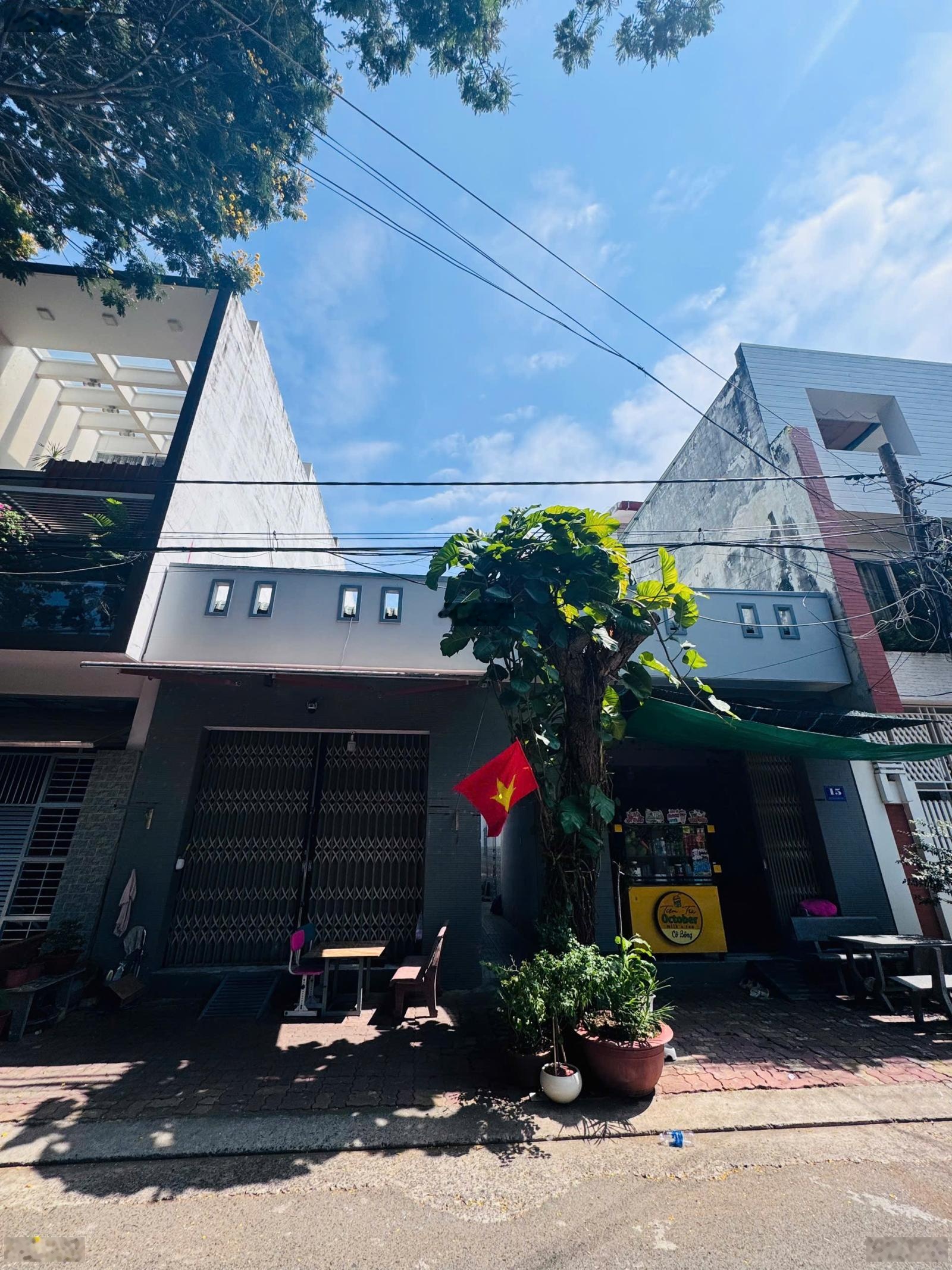 Bán 1 cặp đất nền, có dãy phòng trọ ngay trung tâm tp bà rịa, vừa có dòng tiền ổn định hàng tháng