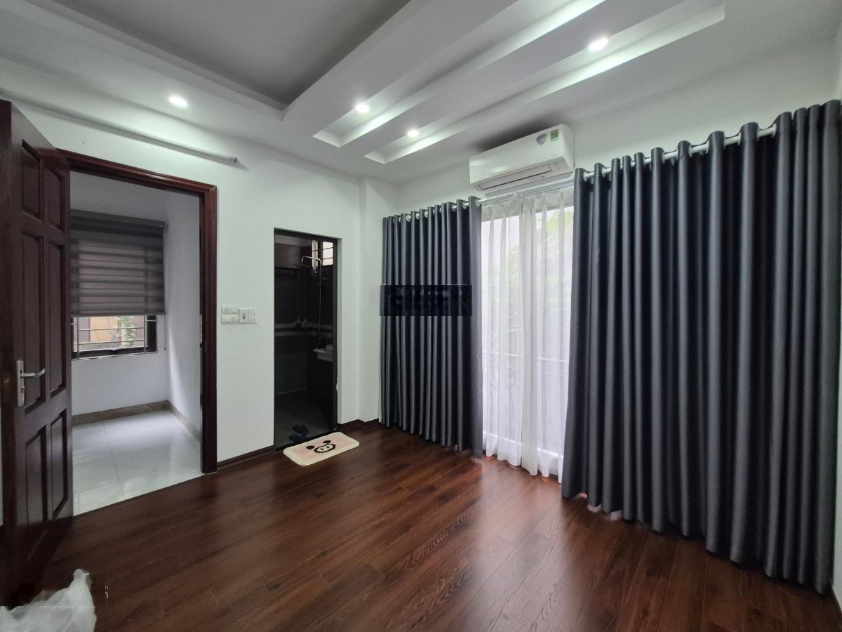 Siêuphẩm bạch mai- nhà đẹp ở ngay trung tâm 2 bà -kinh doanh- 5mmt x 5tầng -giá đầu tư-10.8 tỷ (tl)