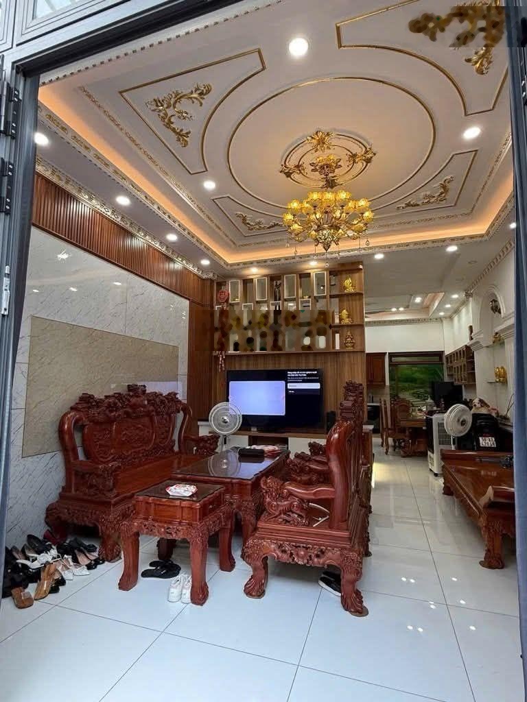 Đường Bông Sao, Quận 8 Nhà Đẹp Lung Linh, 75m2 5PN 5WC, Chủ bán gấp thương lượng 24/24