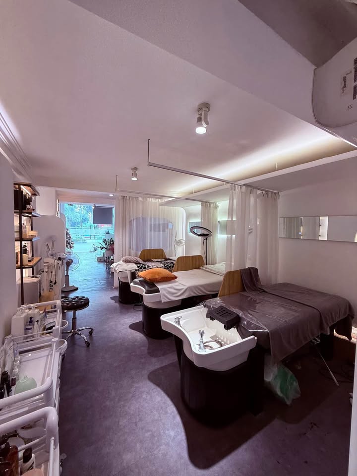 Bán nhà Hồng Hải, Hạ Long, 45m2, phù hợp ở và kinh doanh, giá 7.99 tỷ