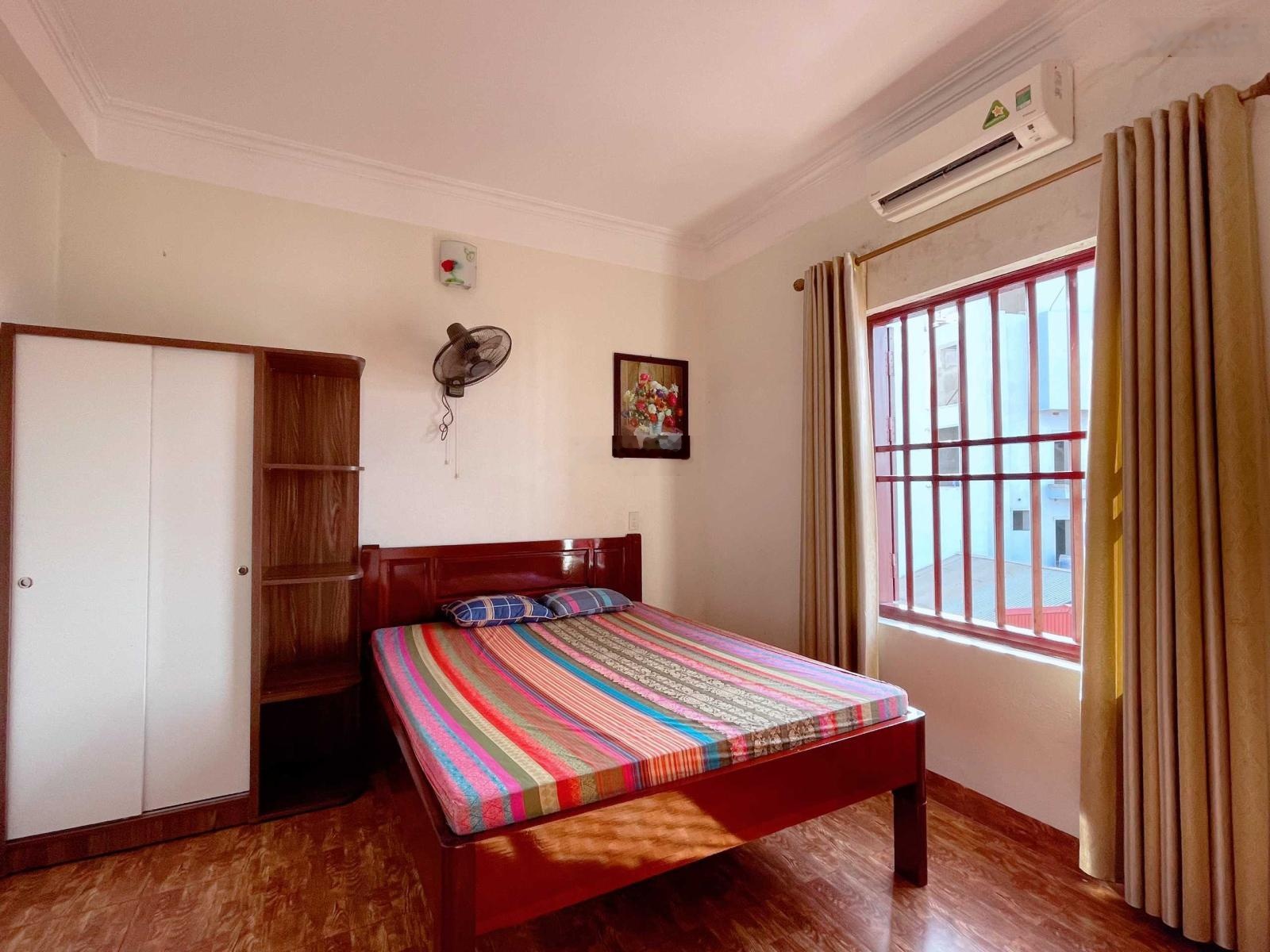 Cho thuê phòng full tiện nghi giá 2.7tr/th tại 421 Bát Khối, đối diện Aeon Mall Long Biên