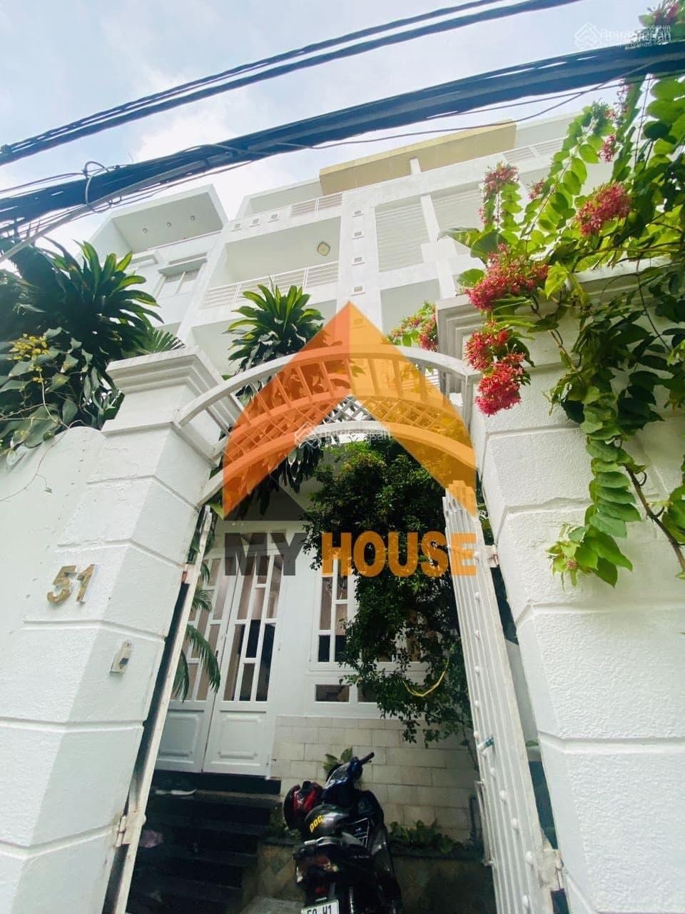 Khoan khoan đợi tí nhà Thảo Điền 3 lầu 3PN siêu rẻ