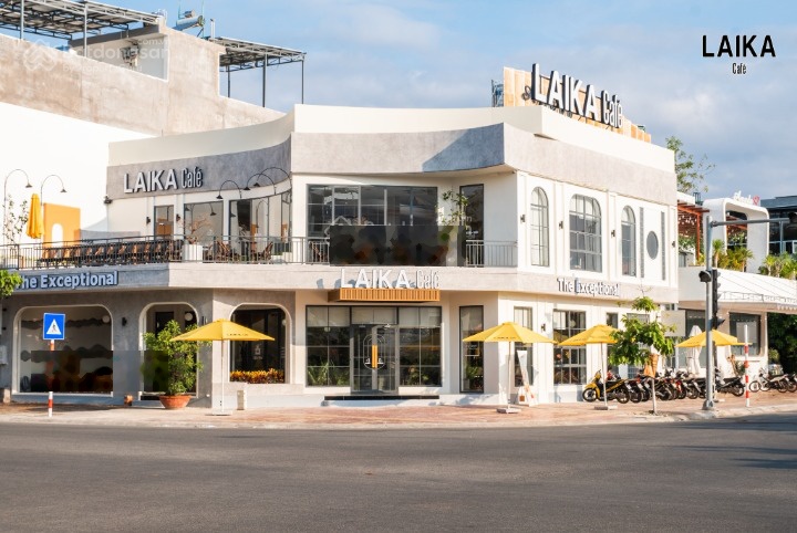 Cho thuê mặt bằng mặt tiền Nguyễn Huệ, Quận 1, DT: 13.5x30m, 1 trệt, 1 lầu, DTSD: 810m2