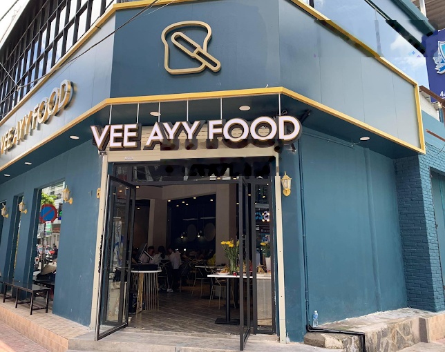 Cho thuê nhà mặt tiền Hoàng Dư Khương, Quận 10, DT: 10x50m. 1 trệt, 2 lầu. DTSD: 1.500m2