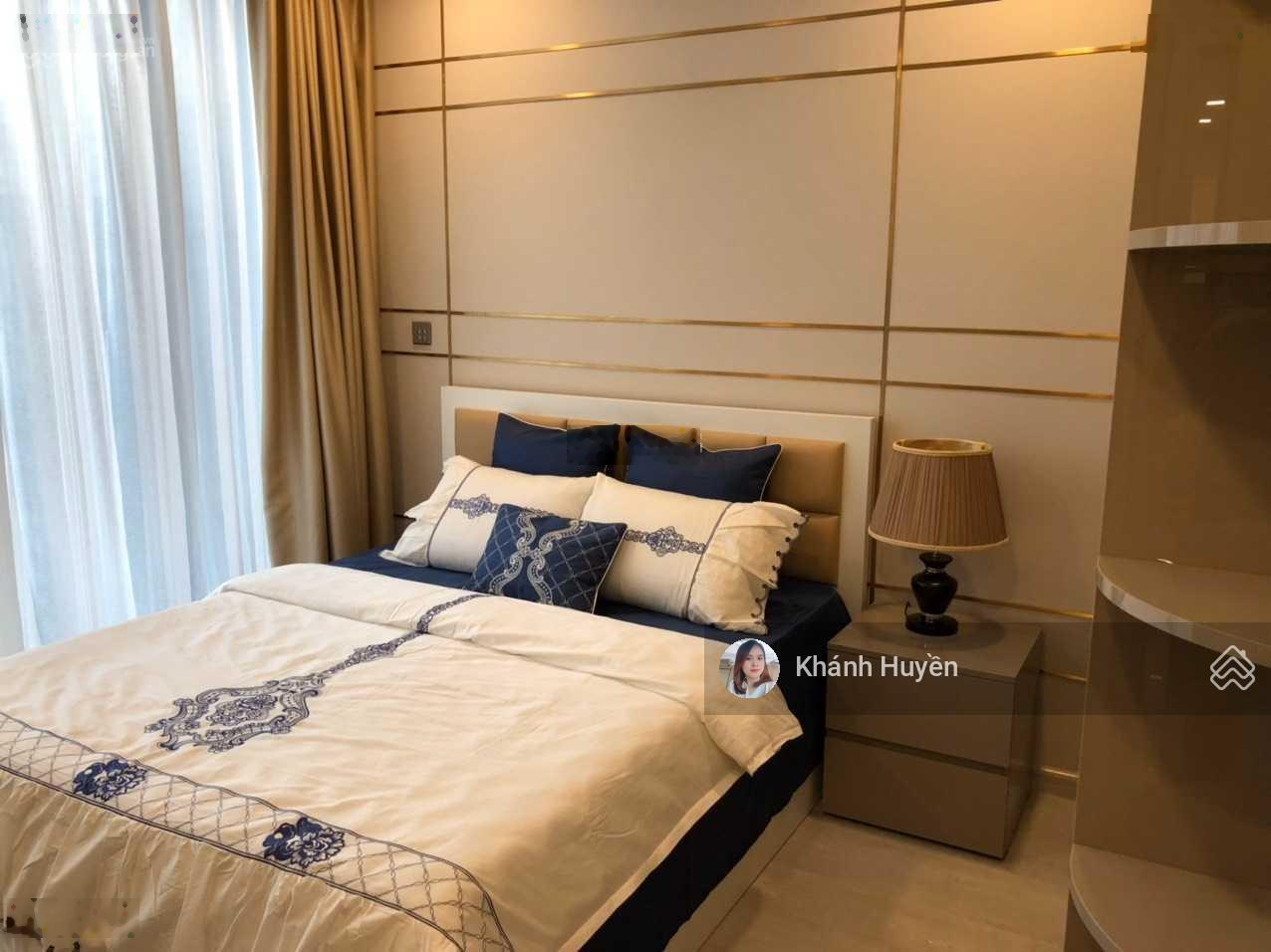 Cho thuê căn hộ Vinhomes Central Park 89m2 2PN giá thương lượng