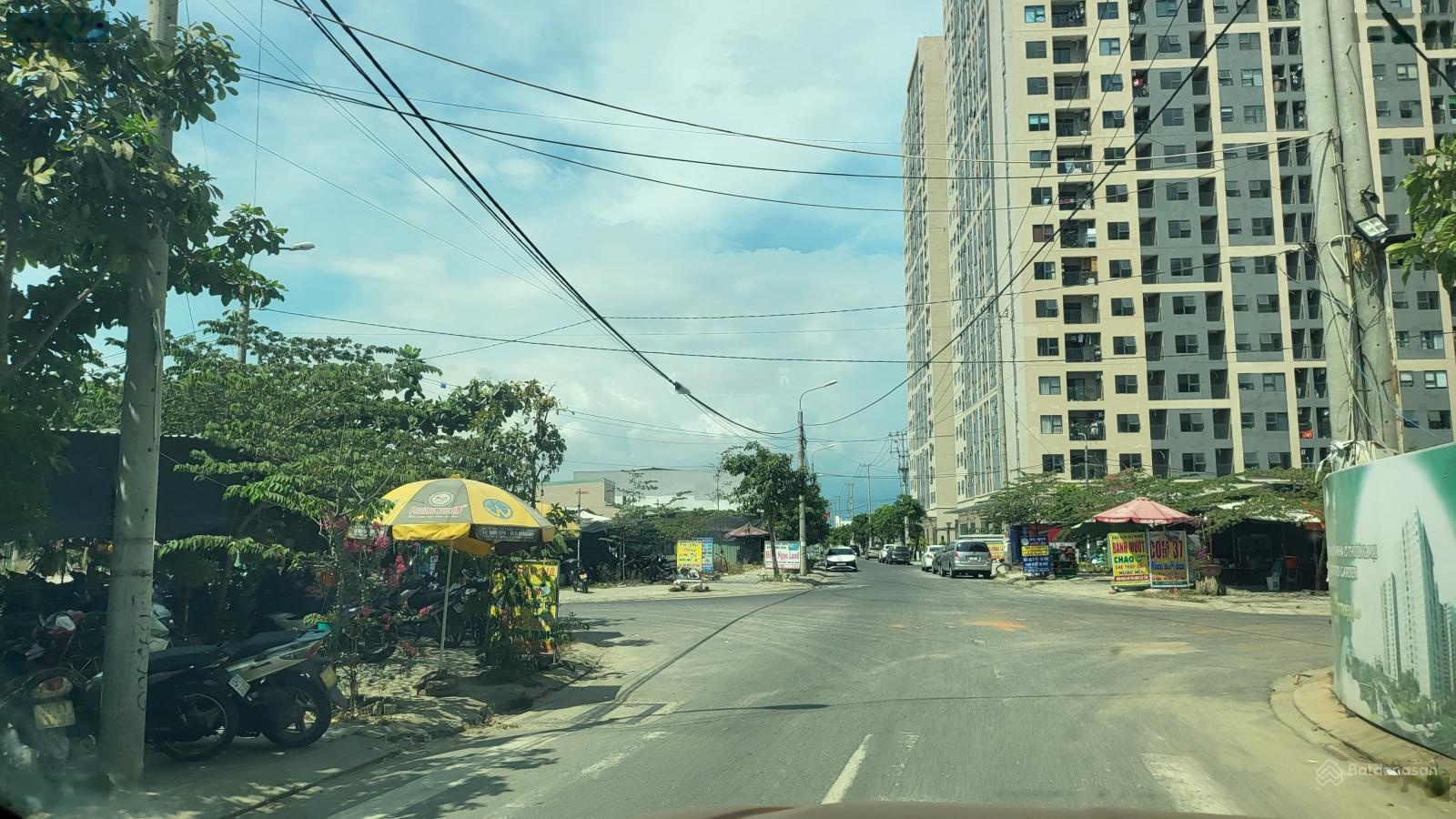 Lô đất sát 10 tòa chung cư view kênh. Diện tích 122m2