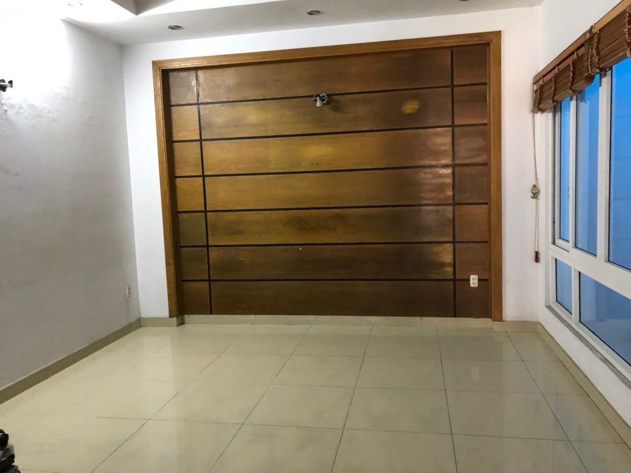 25 triệu/tháng! Nhà hẻm 128/ Lê Đức Thọ giao với Phạm Huy Thông (5x18m) 1 trệt - 3 lầu 4 phòng ngủ