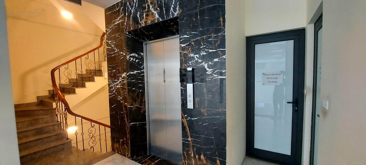 Cho thuê văn phòng - Trần Quốc Hoàn 80m2 giá 13tr5 giá rẻ