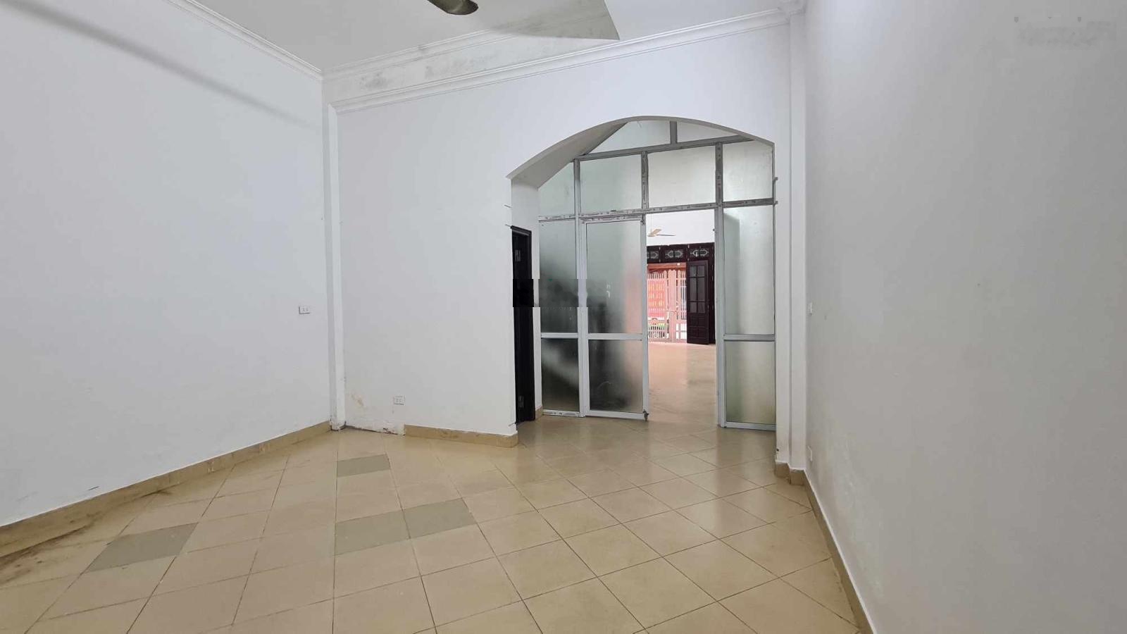 Cho thuê nhà 60m2 x 4 tầng ngõ 18 phố Mạc Thái Tổ - Yên Hòa làm văn phòng, ở, kinh doanh